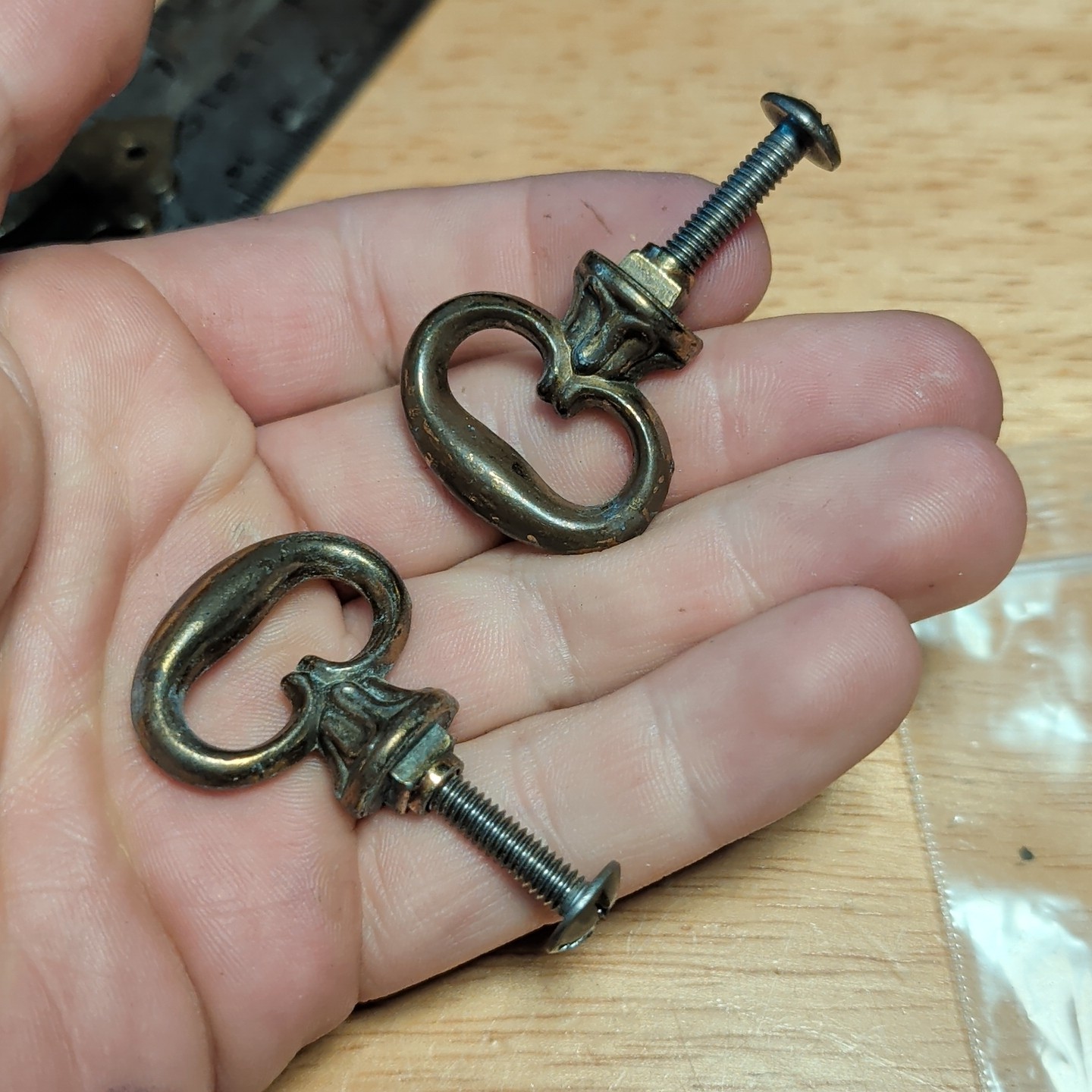 2 Vintage Pennsylvania House Keeler Brass Co. KBC2 Cabinet Knobs & Backplates #s