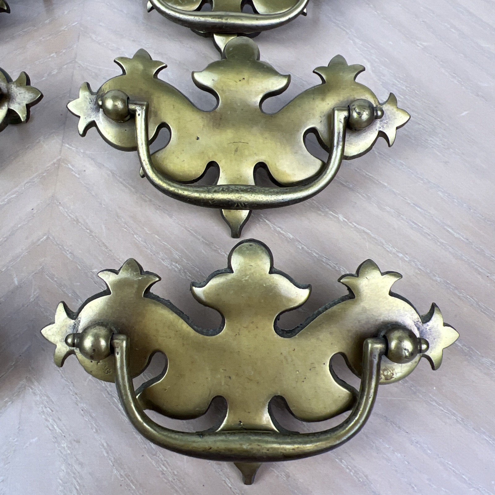 Vintage Keeler Brass Drawer Pull Drop Bail Handle Chippendale K7141 Lot Of 8