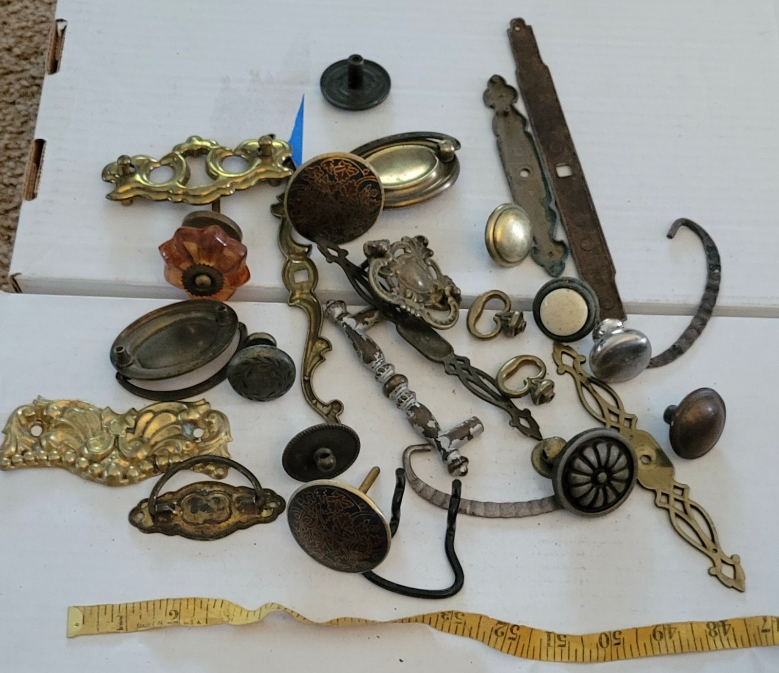 Mixed Lot Antique Vintage Fancy Drawer Brass / Metal/ Knobs Pulls Brackets