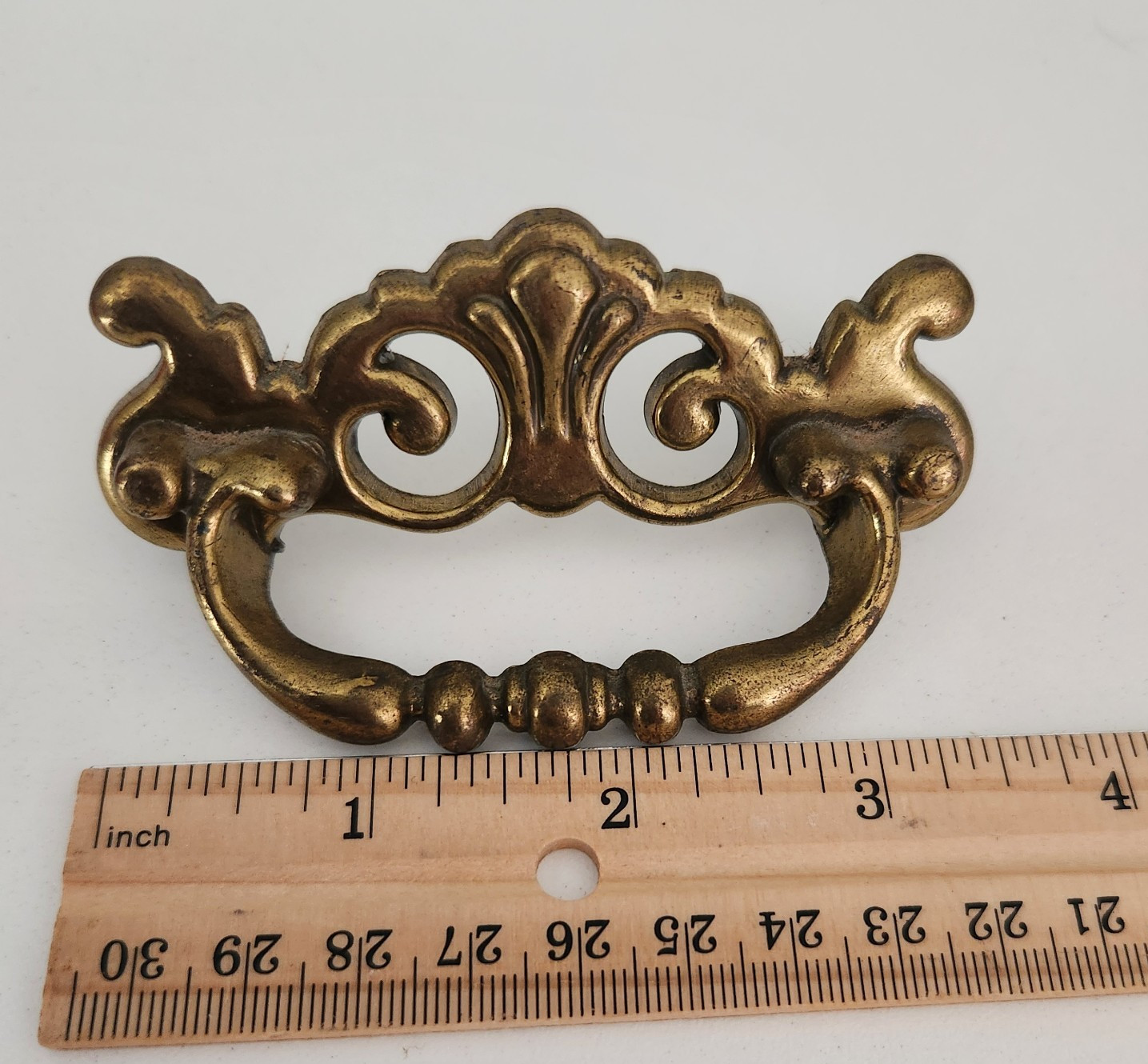 6 Vintage Drawer Pulls Brass Chippendale Bat Wing Floral CH 3056 Canada Fixed