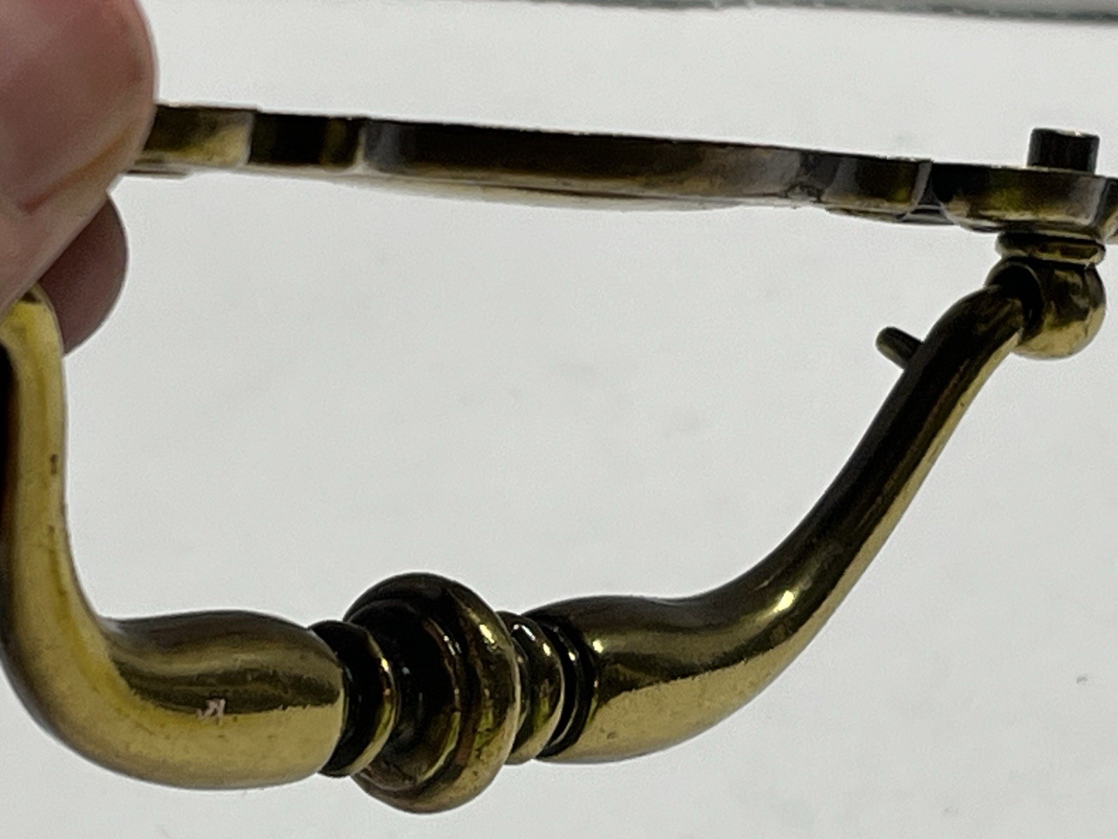 Vtg.NOS Heavy Brass Plated Chippendale Style W/Keyhole Center Drop Bail Pull