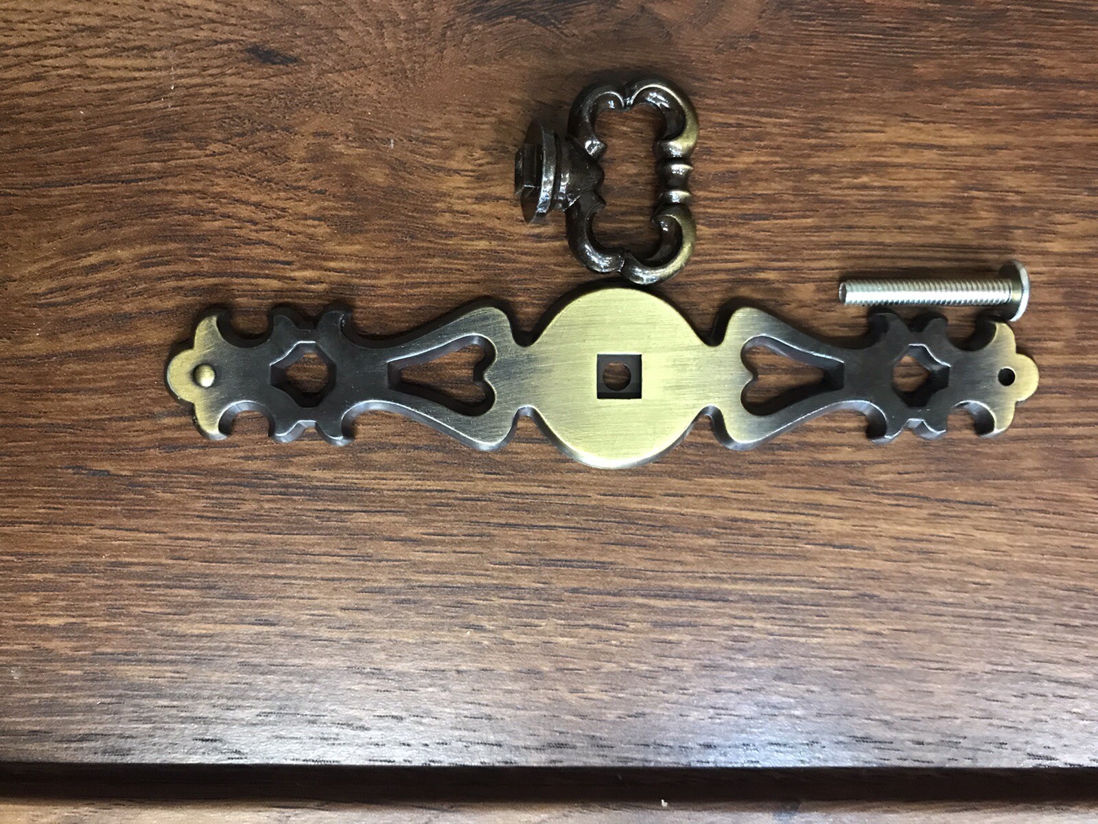 vintage amerock furniture trim antique English key knob with backplate bp716-ae
