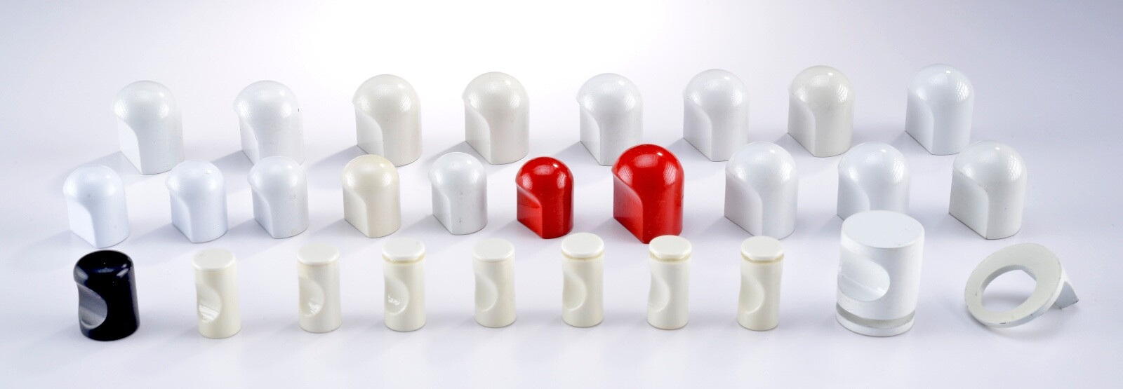 Vintage Mid Century Modern Drawer Pulls Enameled Metal White-Red – Drexel Era