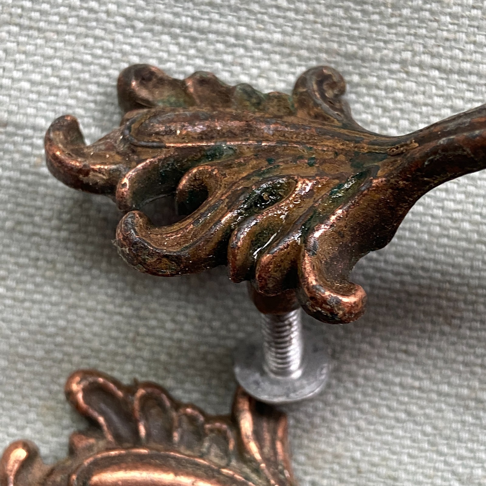 7 Vintage French Provincial Scalloped Leaf Drawer Pulls Brass 3″ 11 Screws Missi