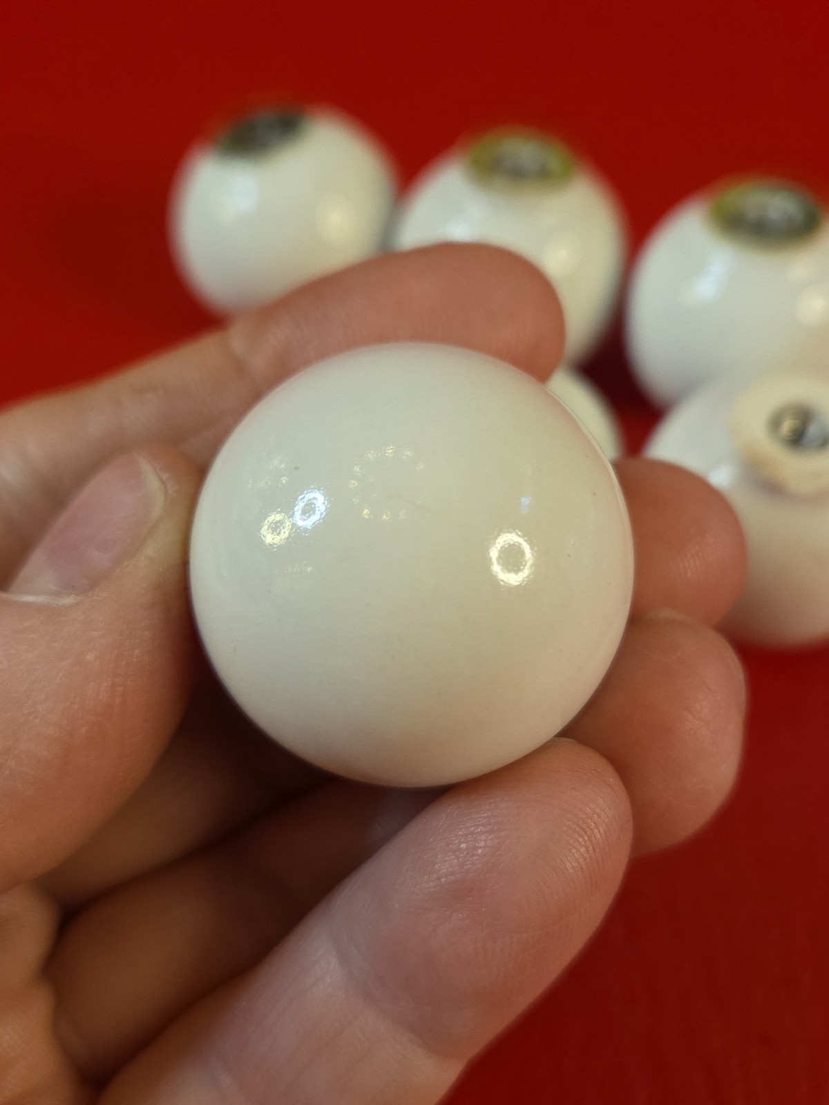 6 VTG WHITE PORCELAIN DRAWER ROUND BALL KNOBS CABINET PULLS 1.25″D MID-CENTURY