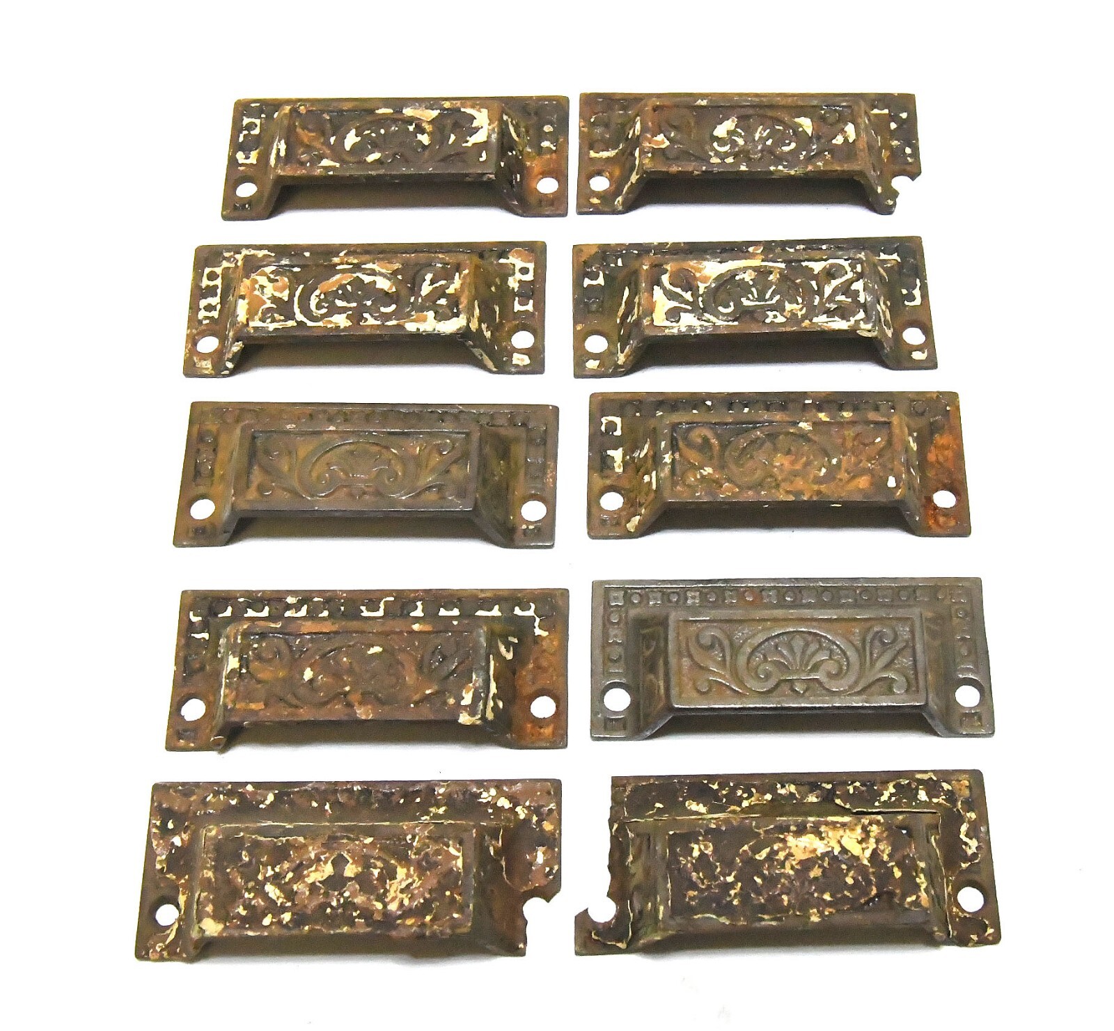 10 MATCHING MATCHING EASTLAKE STYLE DRAWER PULLS / HANDLES 3 HAVE BREAKS
