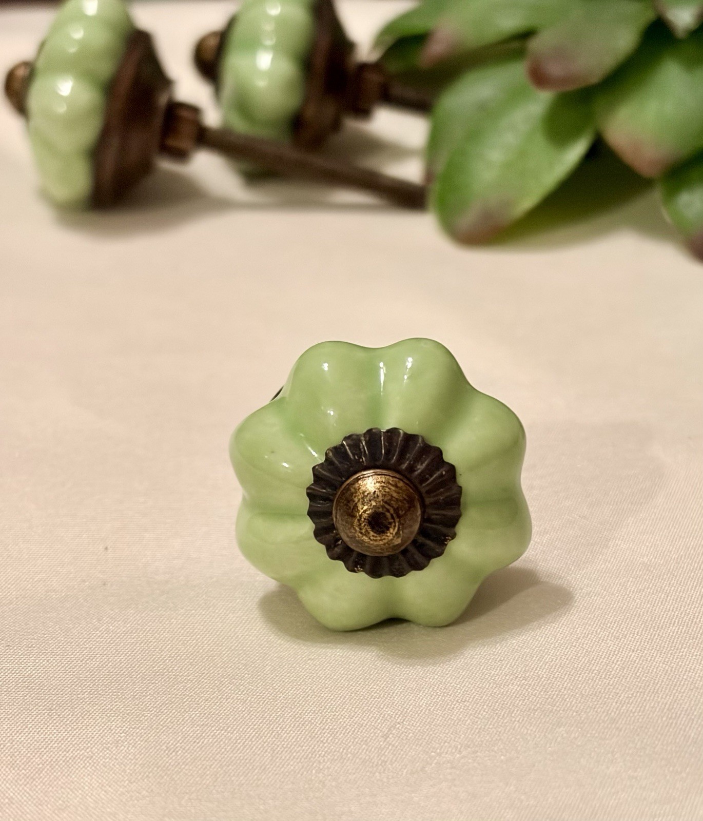 4 Antique Ceramic Drawer Pulls Green Flower Door Kitchen Cabinet Knob