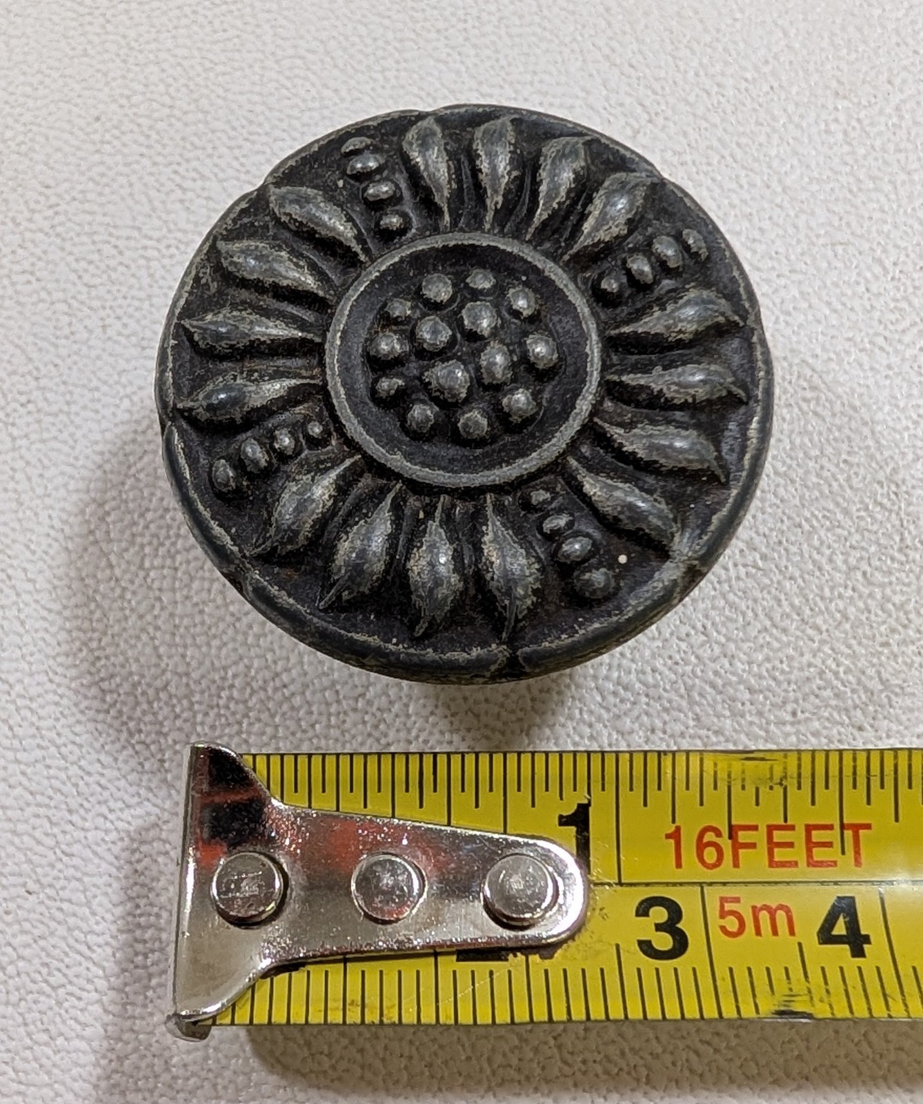 Vintage Ajax 1060 Espana Royale Pewter Cabinet Backplate 2.5″ and Pull Knob