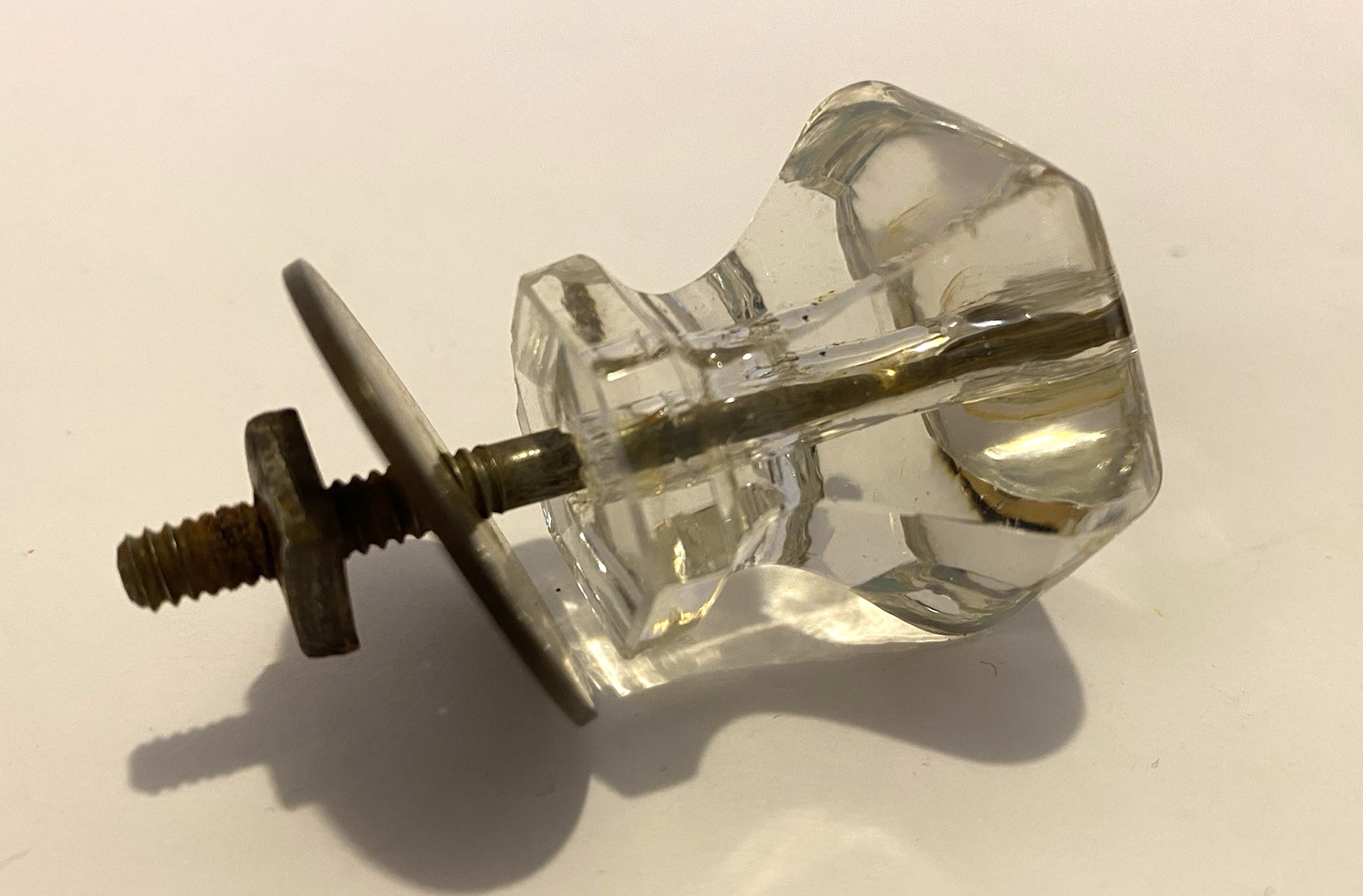 Set-4 VTG Clear Glass 1.5″ x 1.5″ Hexagon (6 Sided) Cabinet/Drawer Pulls/Knobs
