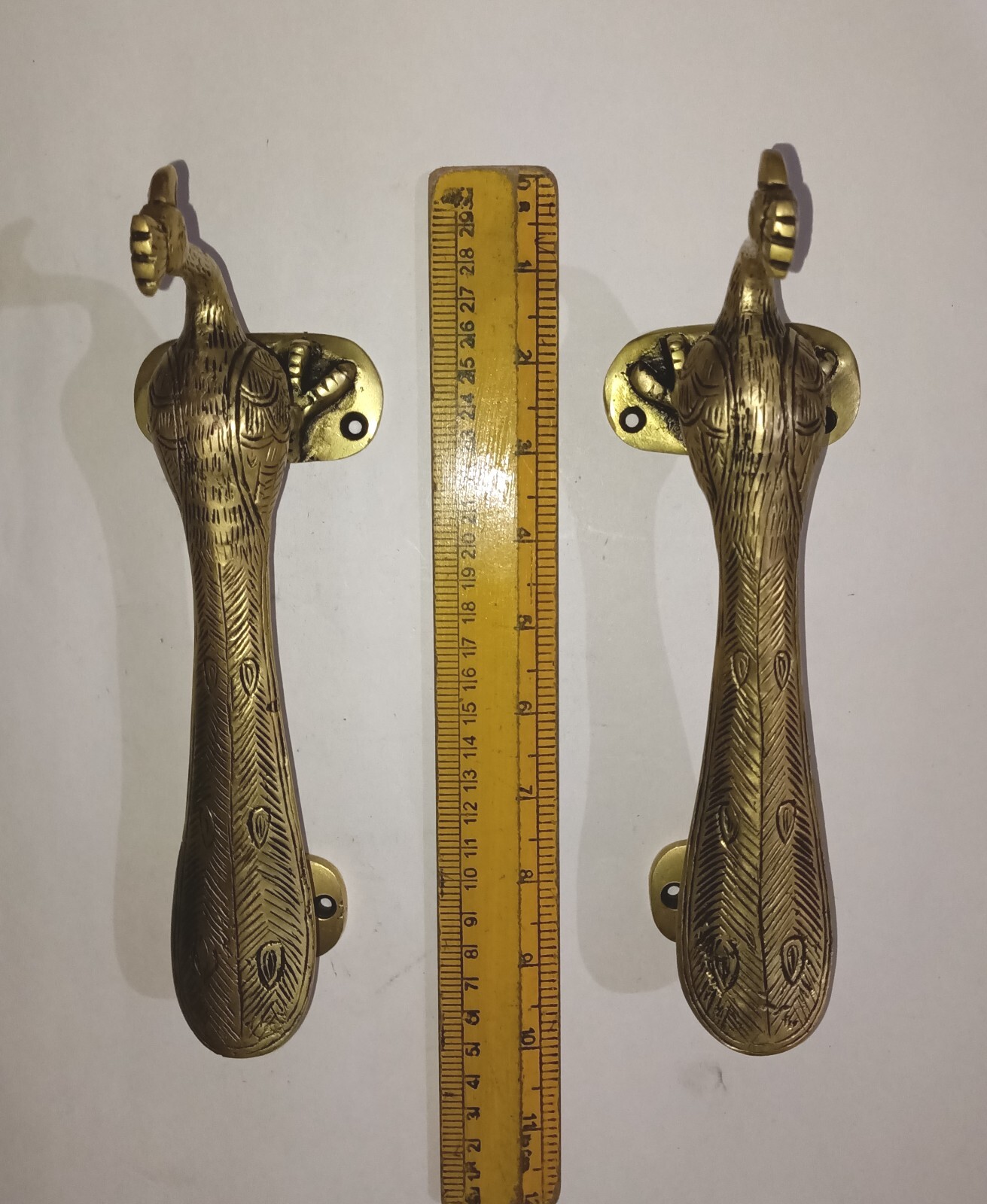 Peafowl with Fingers Design Base Door Pull Brass Peacock Long Tail Handles GTX