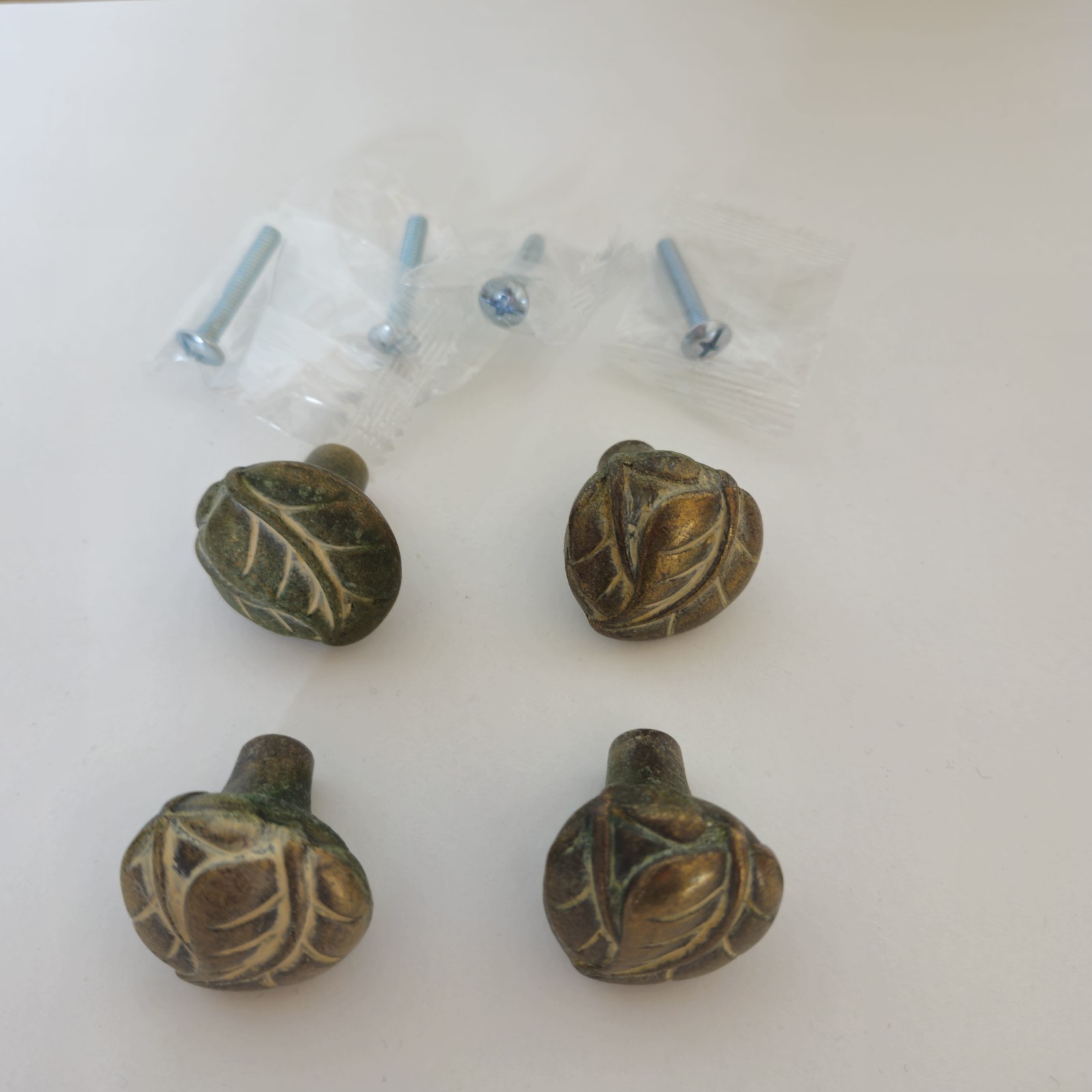 Vintage Keeler Brass Co. KBC Solid Brass Leaf Drawer Cabinet Knob Pull Set Of 4