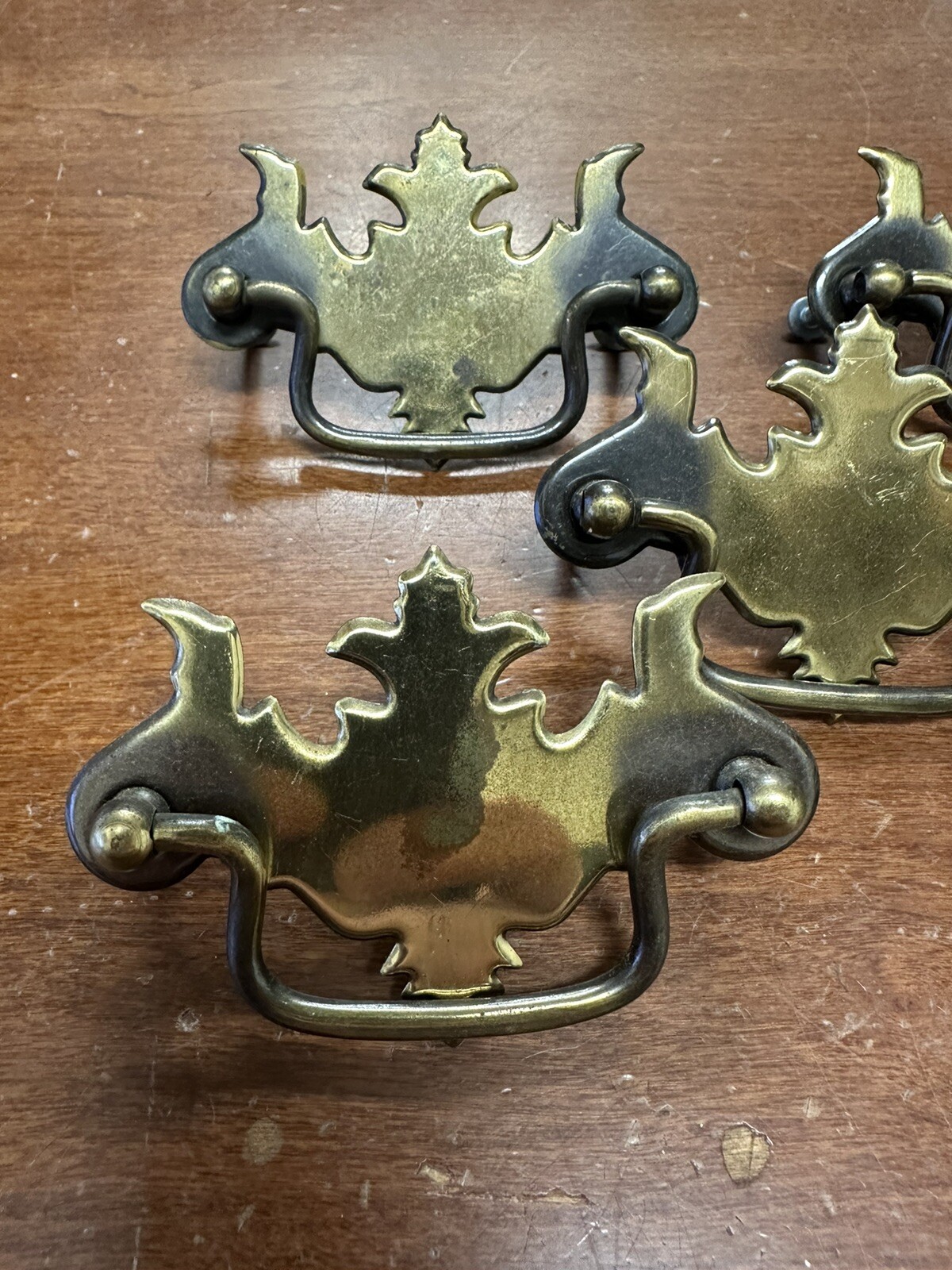 Vtg Chippendale Batwing Brass Toned Pressed Steel Cabinet Pulls 3″ Center Set 5