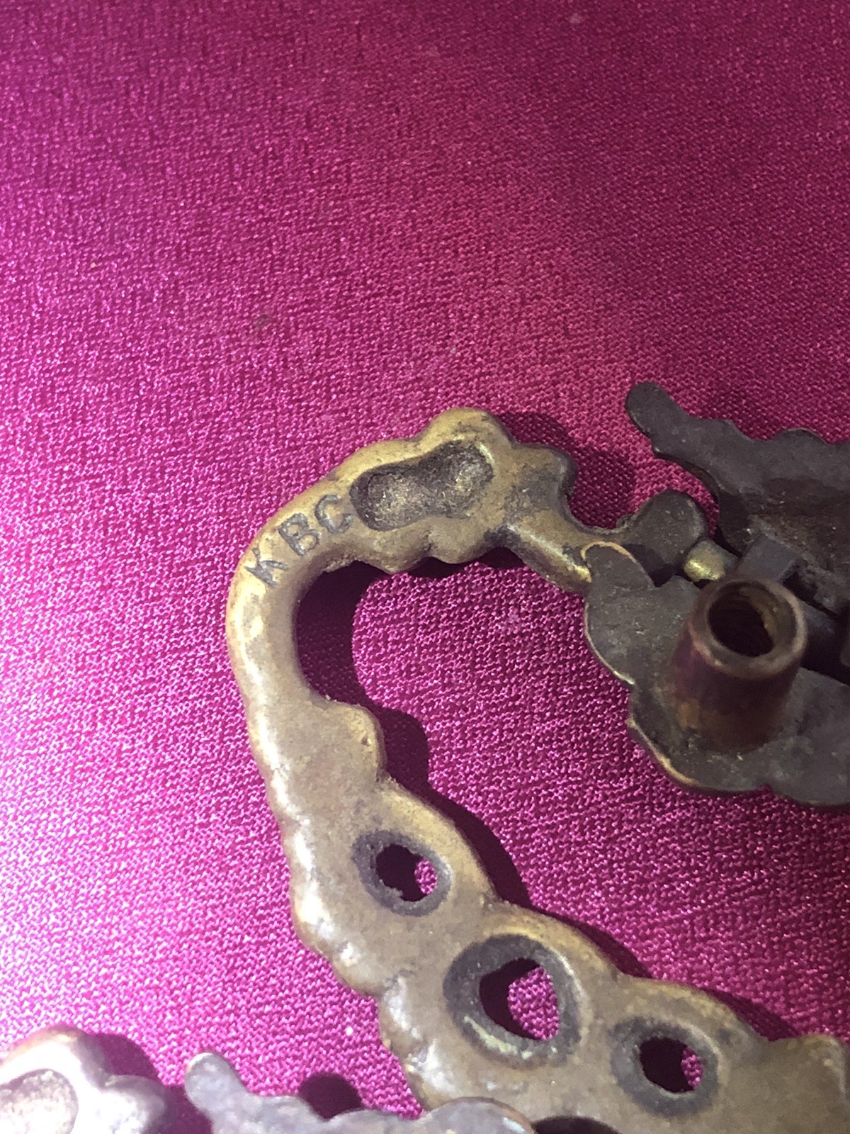 2 Keeler Brass Co. KBC Drawer Handles Pulls Chippendale One Back Hole *no Screws