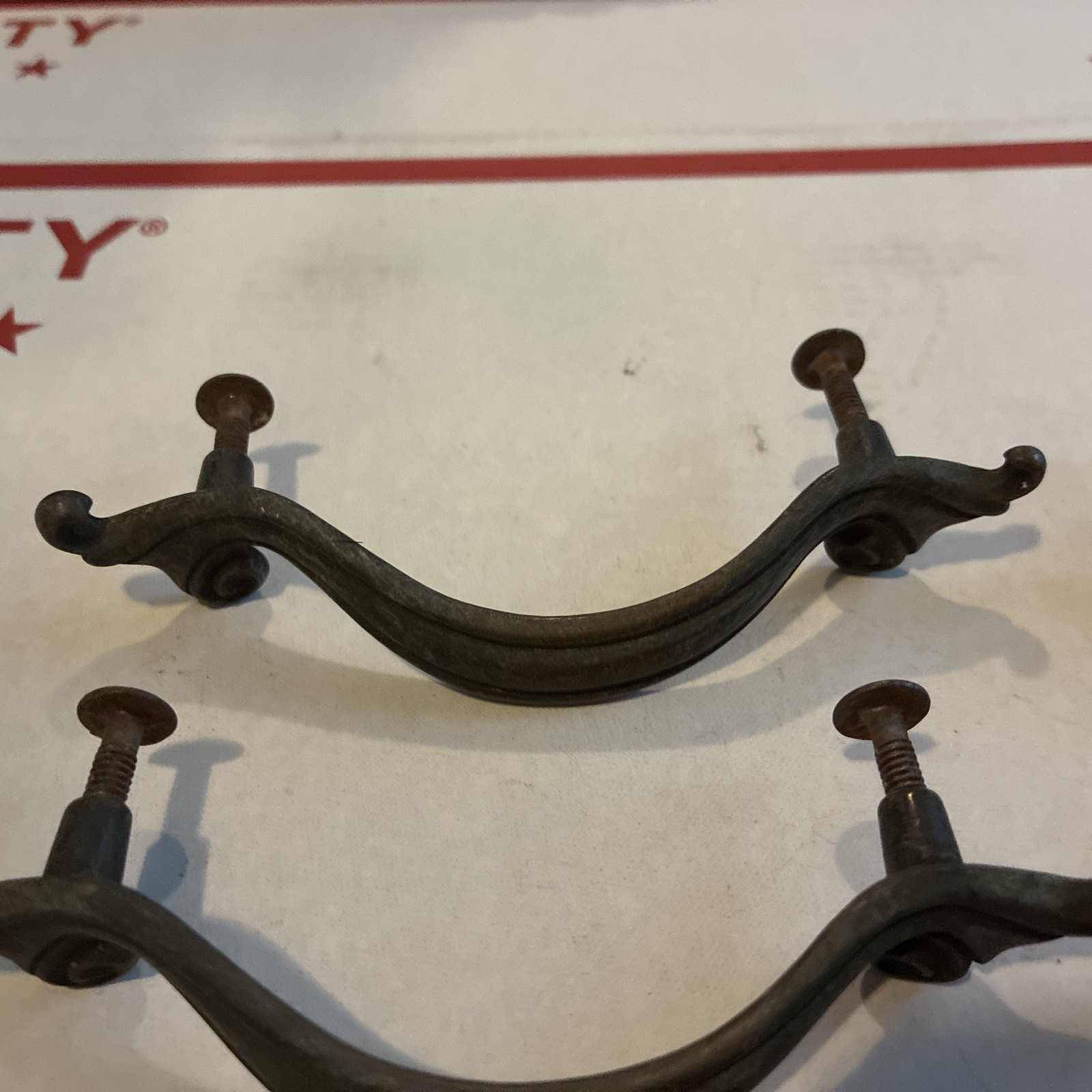 8pcs Vintage Drawer Pull French Provincial XL Acanthus Leaf Style Brass