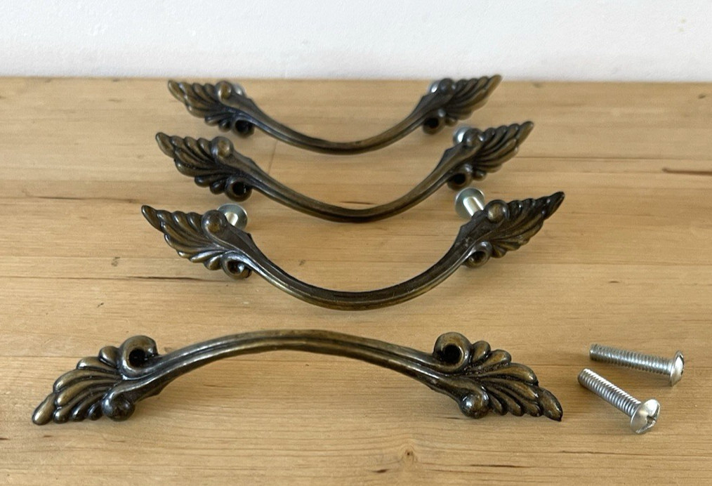 Set of 4 Brass French Provincial Leaf Design Arched Cabinet Drawer Pulls 3″