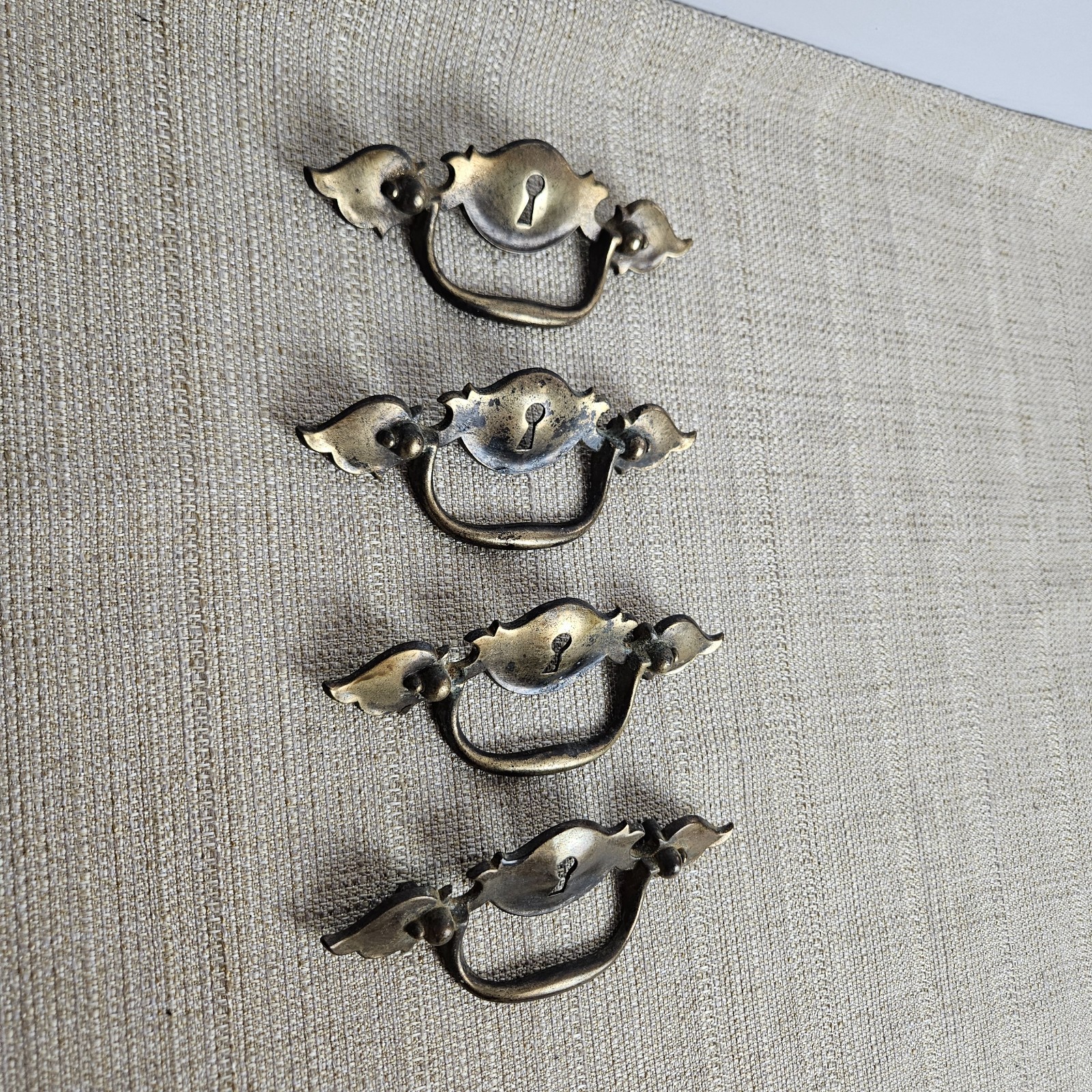 Keeler Brass Drawer Pulls Set 4 Keyhole Bail Handles Vintage Ornate 5″