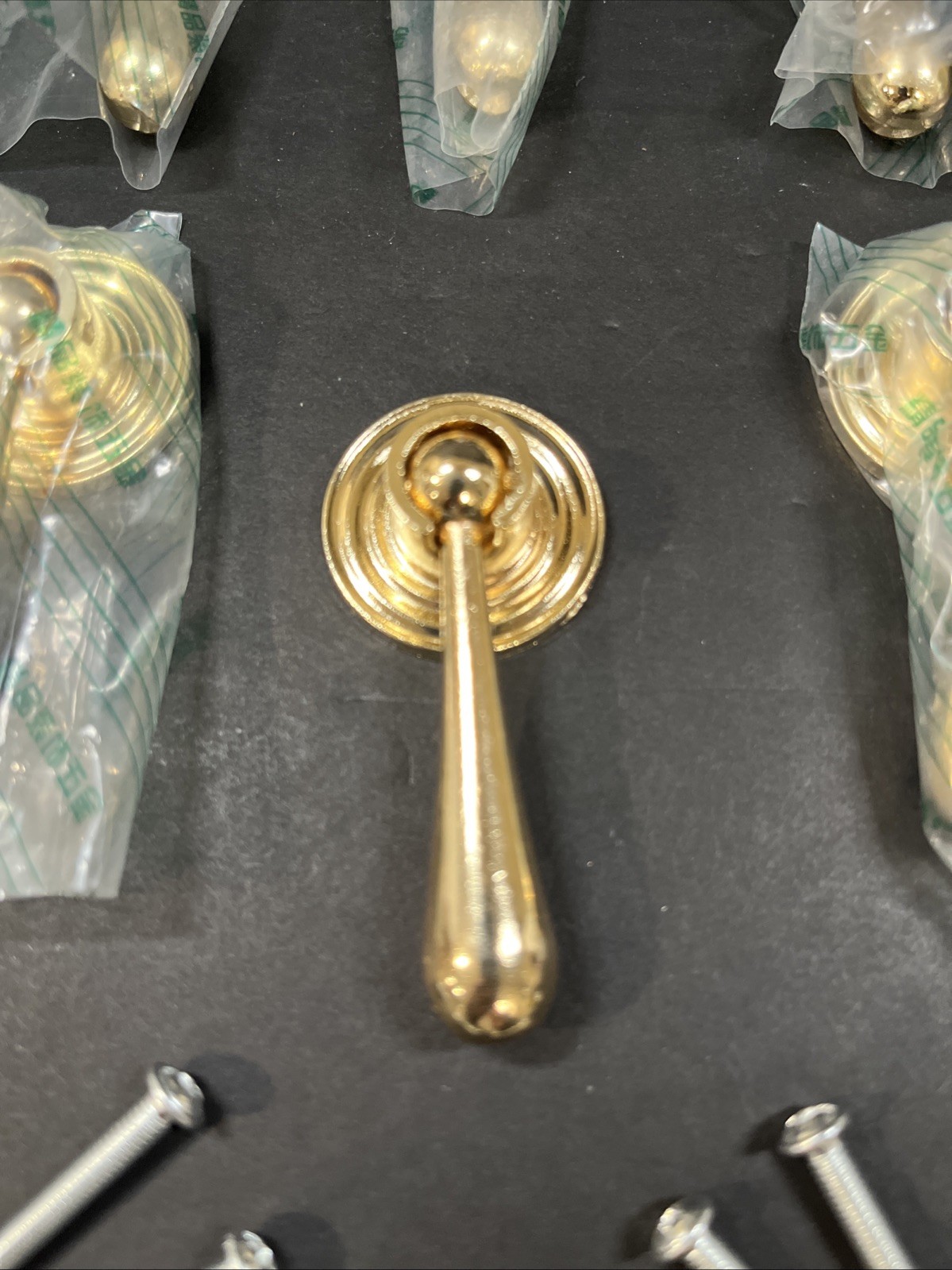 Gold Tone Tear Drop Or Pendant Drawer Pulls Set 6 Screws Classic Cabinet Dresser