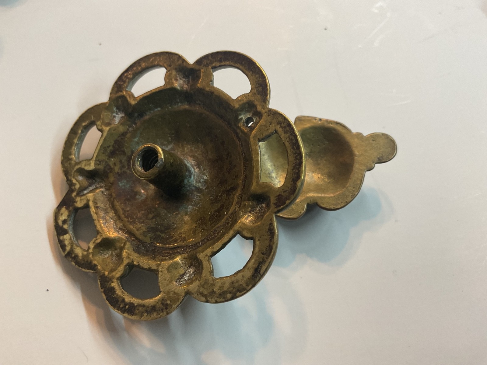 Set of 6 Antique Vintage Brass Teardrop Drop Pulls Ornate Scalloped