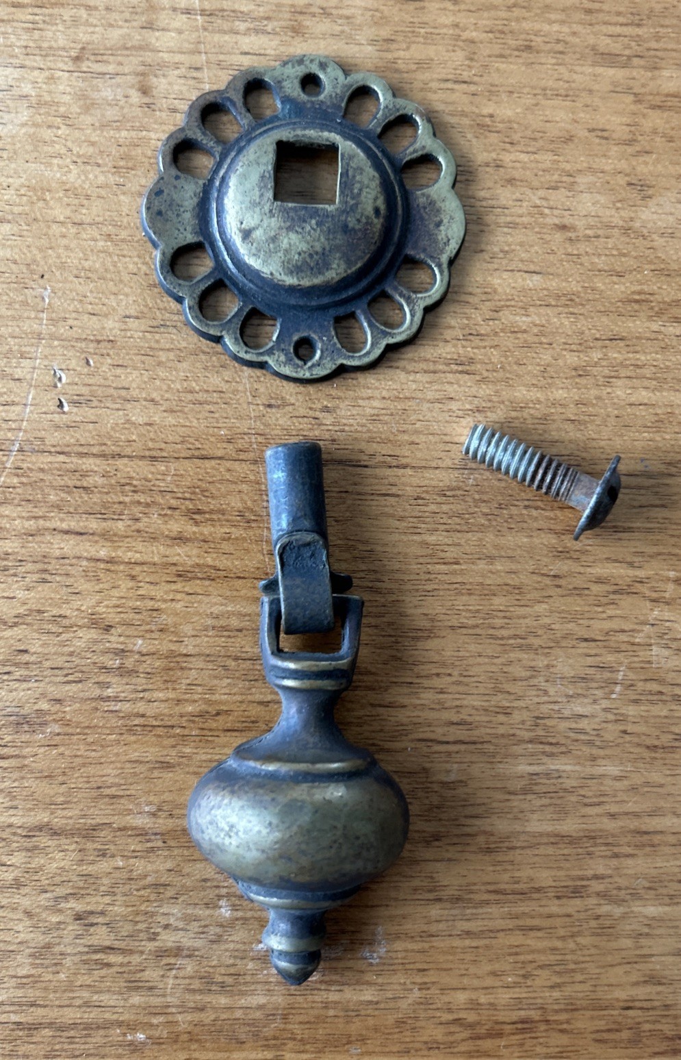 Vintage Brass Drop Pull With 1 “ Back Plate