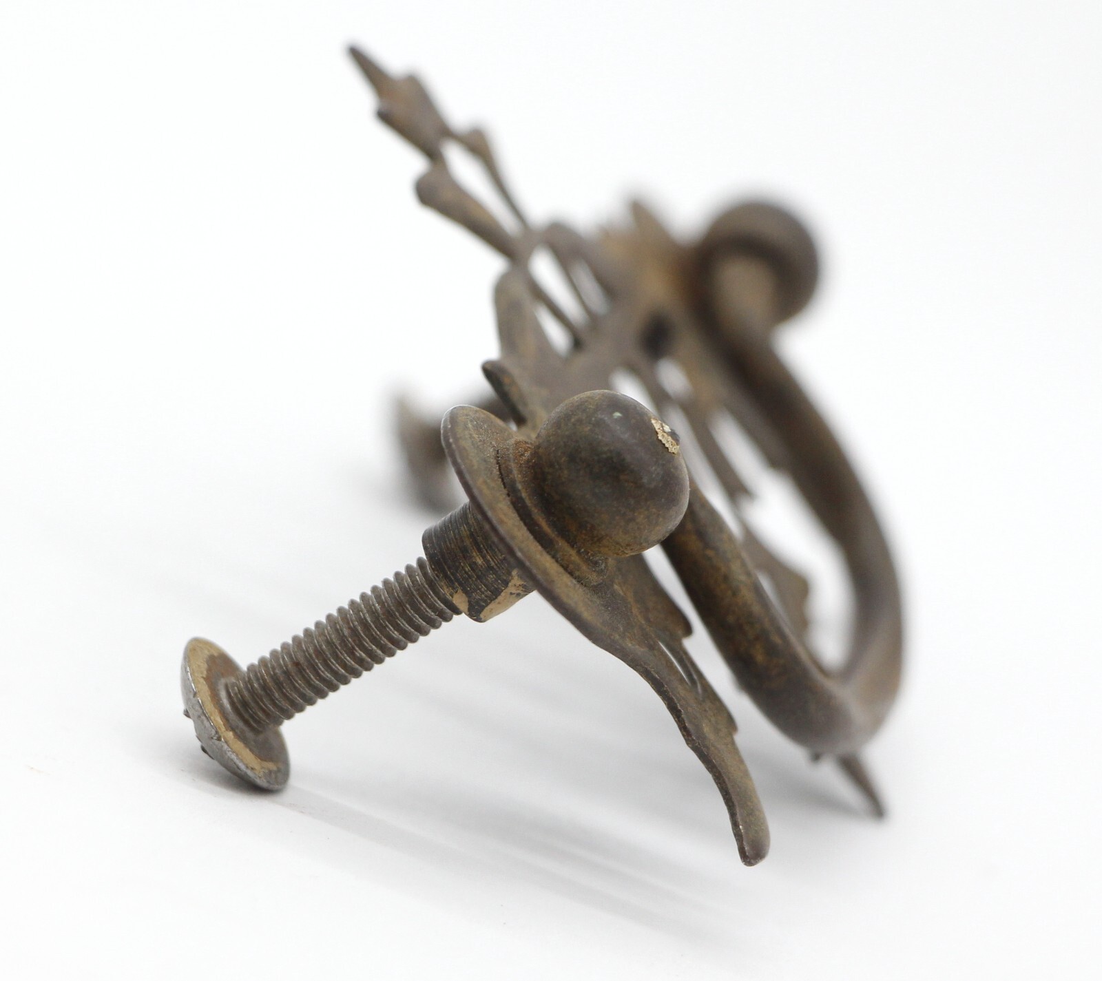Vintage Traditional 3.25 in. Steel Cut Out Bail Drawer Pulls