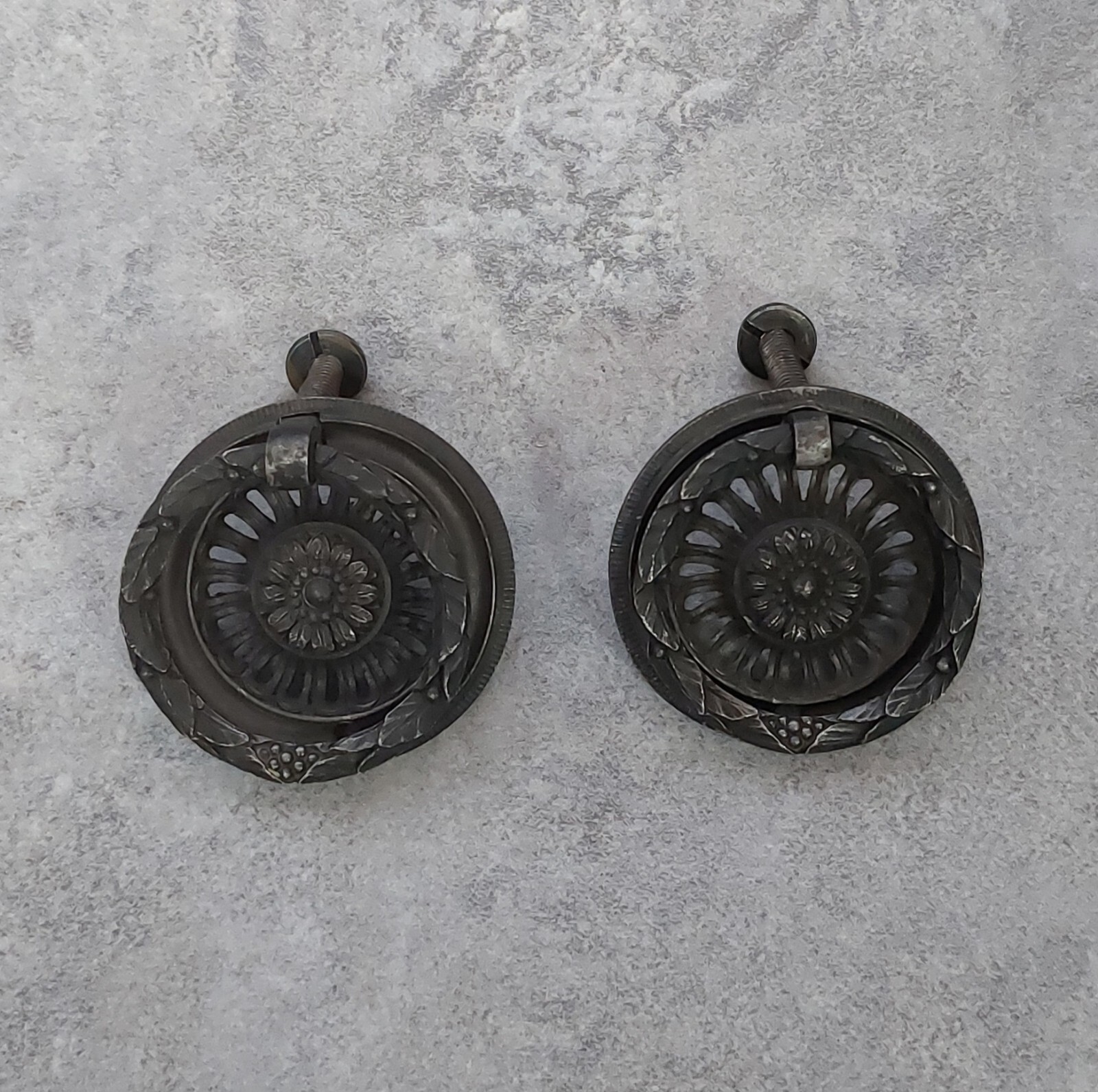 Antique English Ring Drawer Pulls Lot Of 2 Brass Flower & Leaves Theme Gray