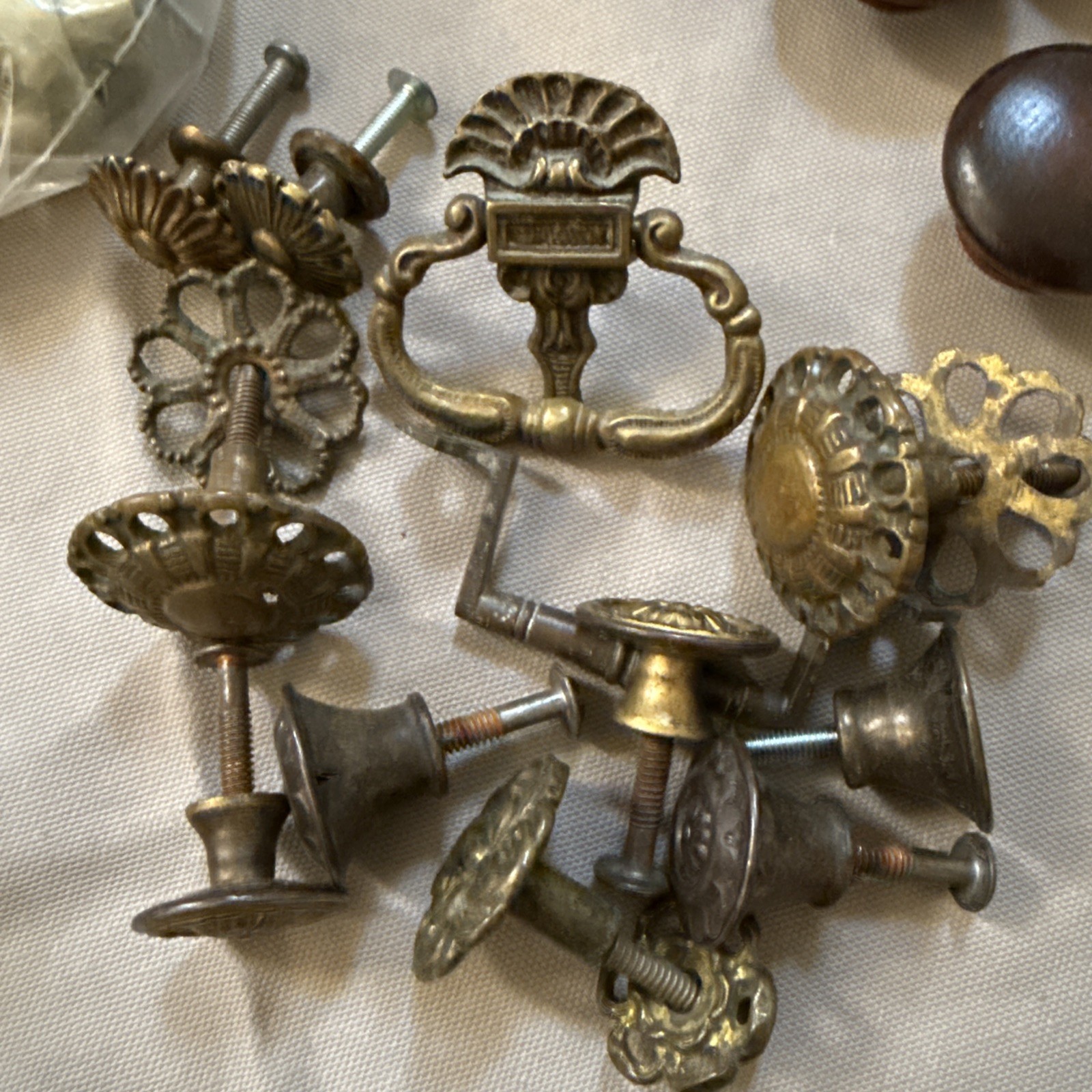 Vintage Furniture Hardware Assorted Parts Drawer Pulls Handles 100 Plus Lot