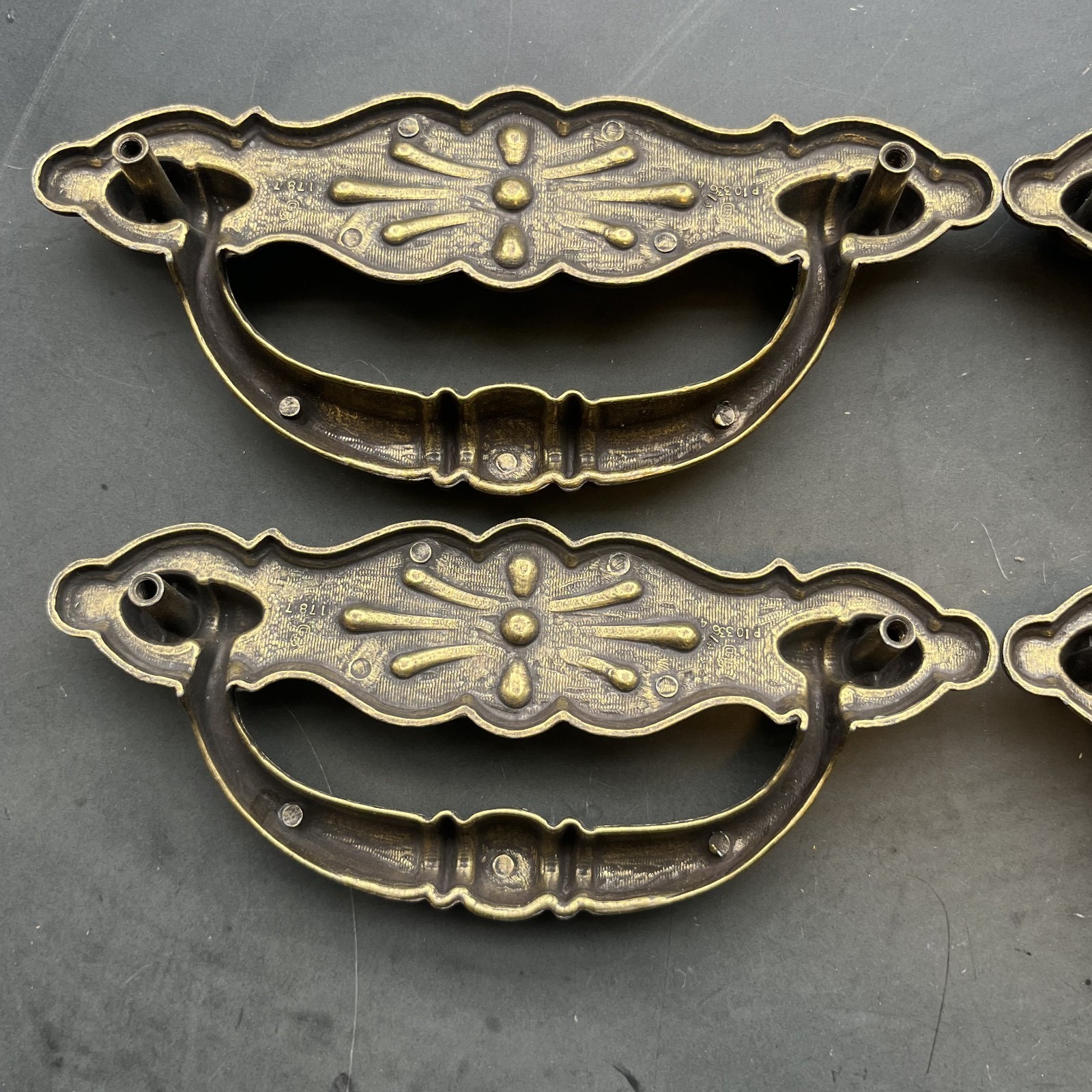 VTG Brass Colonial Chippendale Batwing Drawer Pull 4″ center Lot Of 4 Cottage