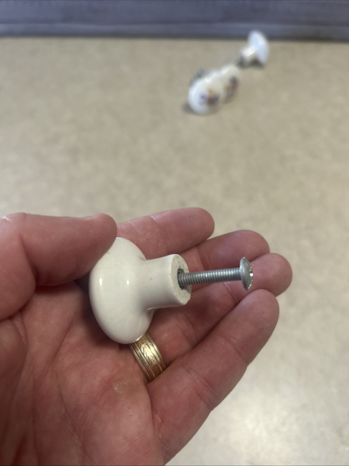 Vintage Porcelain Pulls /Knobs, White Painted Floral Design Lot of 4 with screws