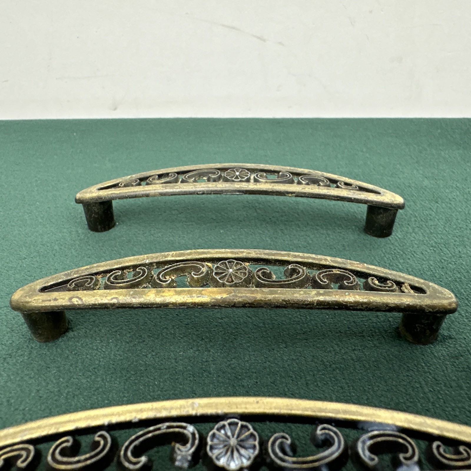 3 Vintage MCM Allison 891 Antique Gold Floral Filigree Pull Handle 3″ OC