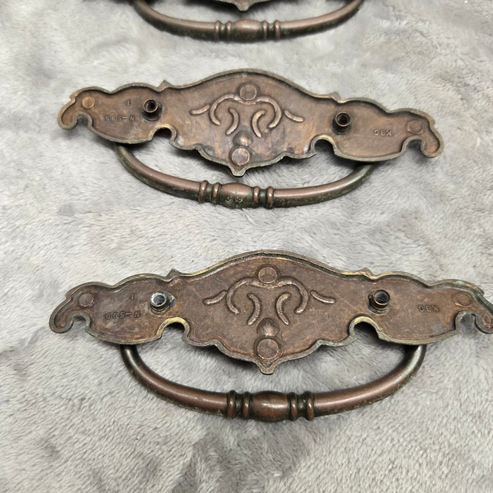 4 Keeler Brass Co KBC N-599 Vintage Bail Pull Drawer Handles Aged Brass 3″ CTC