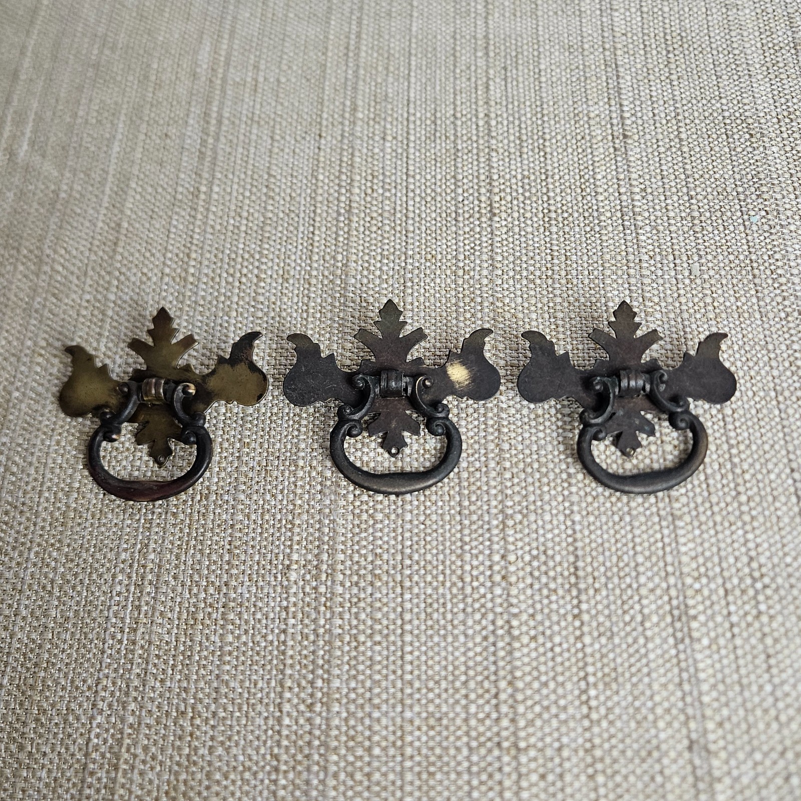 Chippendale Batwing Drawer Pulls Brass K601 SET OF 3 Vintage Drop Bail Handle