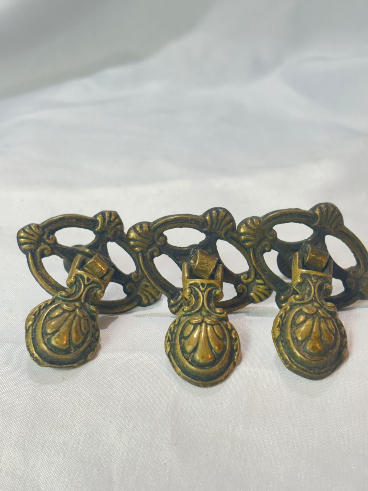 Antique Keeler Brass Co Brass Drawer Pulls/ Drop Handles KBC G205 Lot of 5