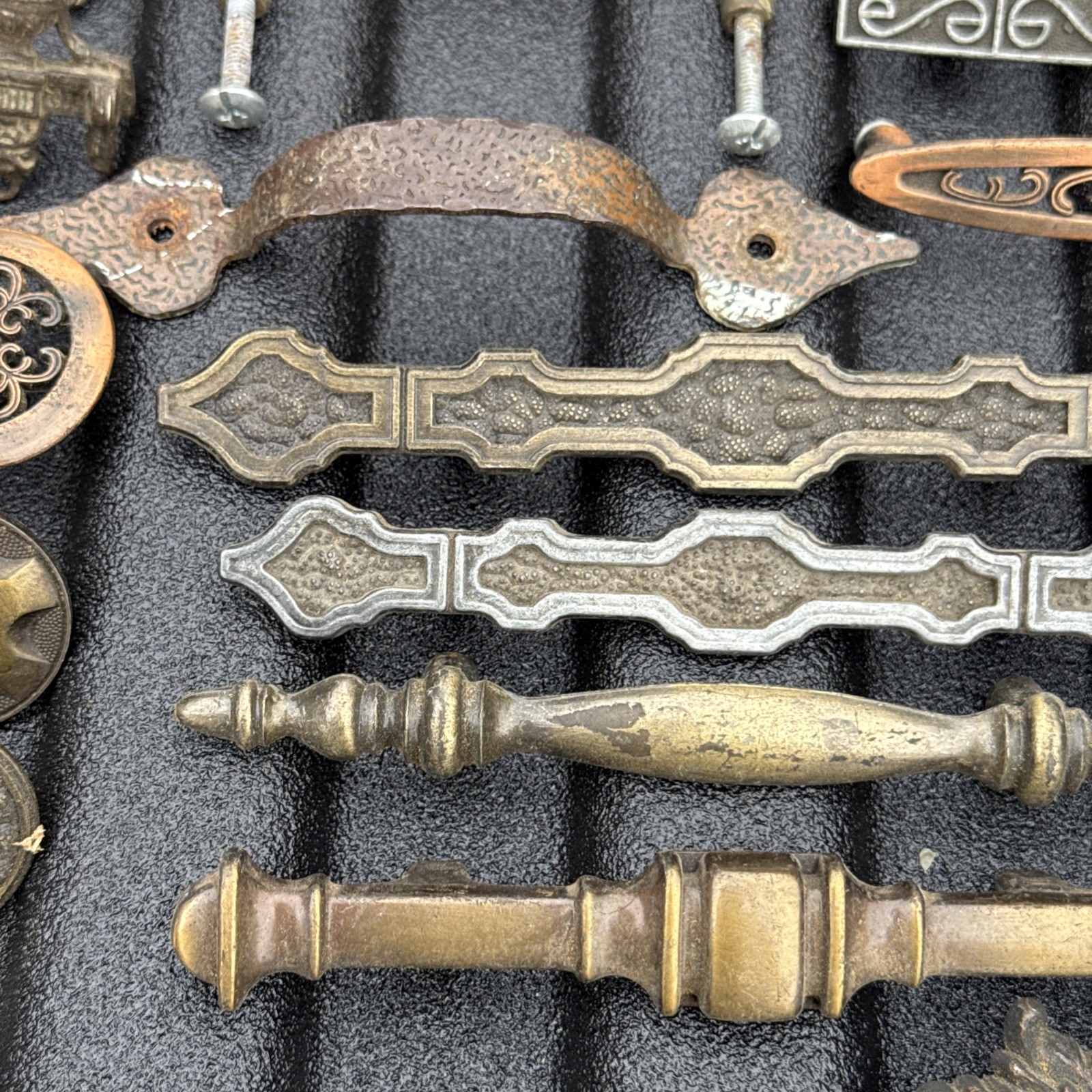 Lot Of Antique & Vintage Misc Hardware Lock Drawer Pulls & Cabinet Knobs Metal