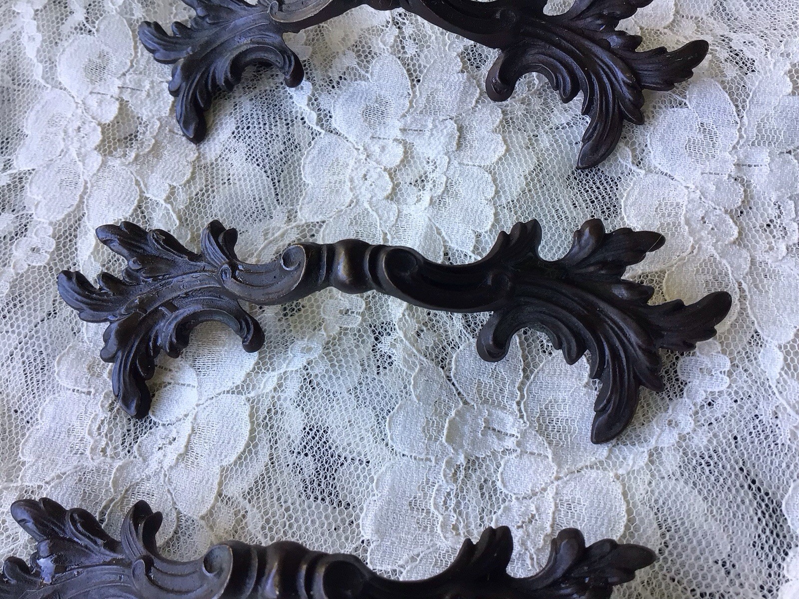 French Provincial Ornate Leaf Design pre-owned Drawer Handles Set Of Six