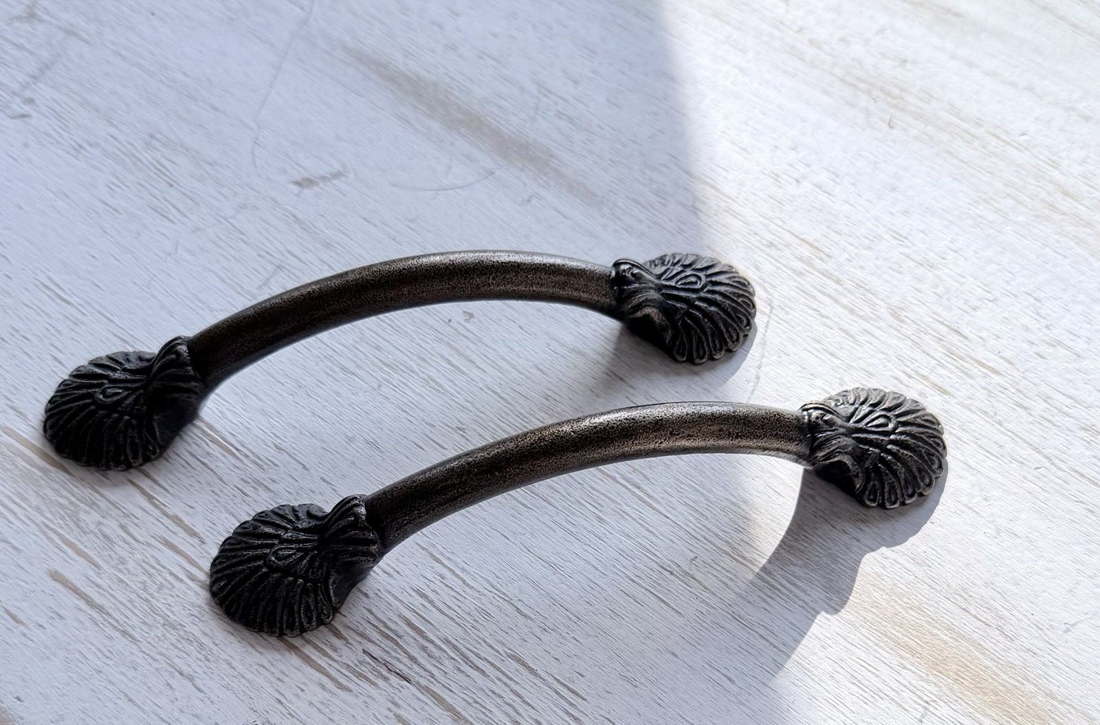 Set Of 2 Antique Bronze Metal Drawer Pulls Carved Metal Fanned Peacock Feathers