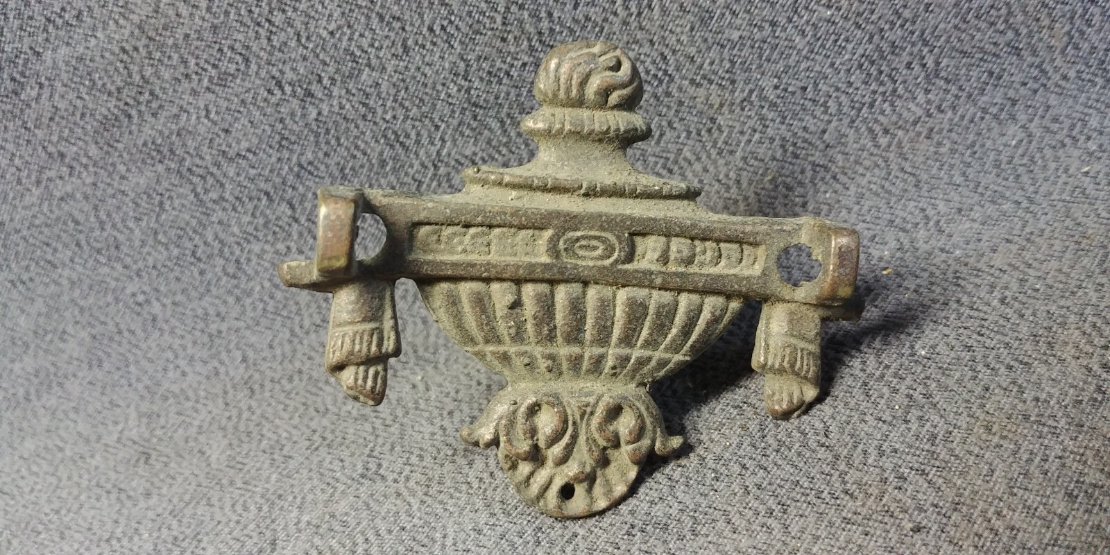 Vase Tassel Brass Back Plate Bail Drop Handle Furniture Pull Hardware Antique