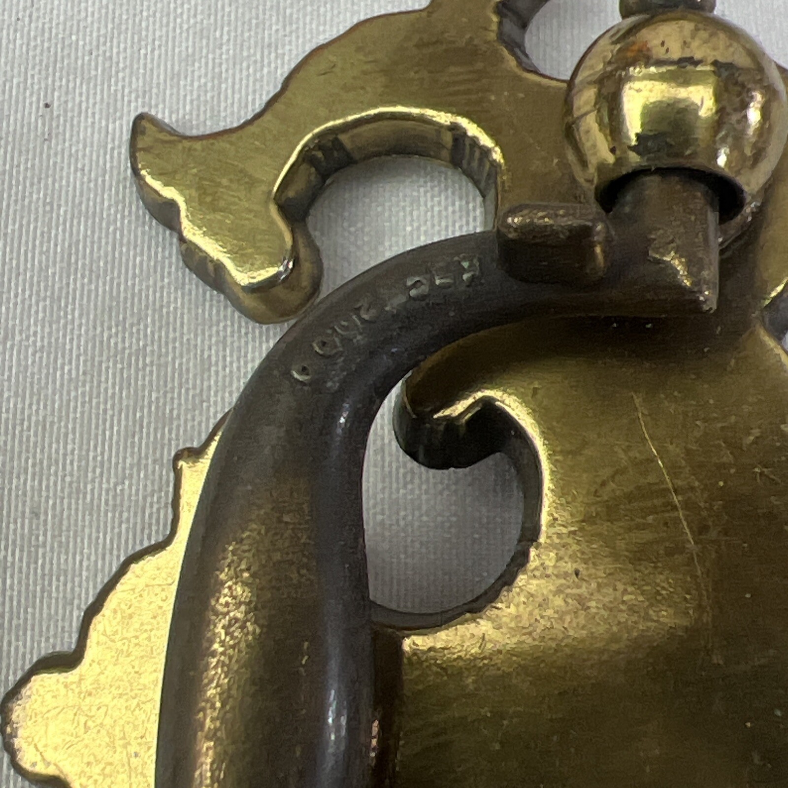 Vintage Keeler Brass Co KBC1 #8652 Brass Dresser Drop Pulls & Key Hole Lot Of 20