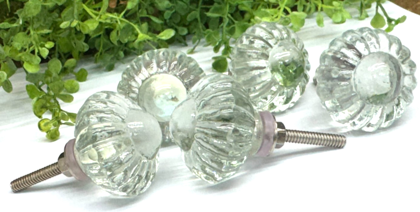 1 Clear Glass 1.38″ round Drawer Pull furniture door knob floral daisy scallop