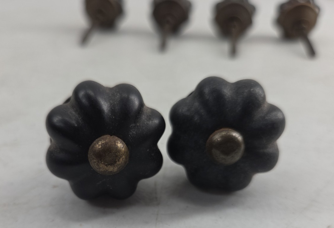 Vintage Lot of 6 Black Porcelain Floral Cabinet Knobs Drawer Pulls Handles