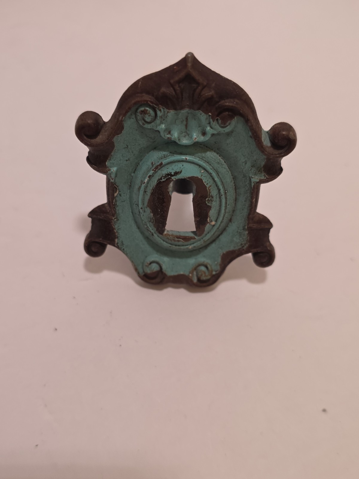 Vintage Lot Of 22 Mixed Drawer Pull Knobs Various Sizes Shapes & Materials