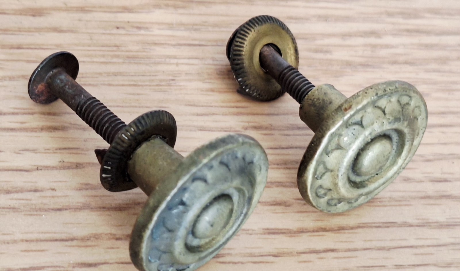 Antique Brass Aesthetic Movement Furniture Knobs Pulls Ornate 1″ Small Set Of 2