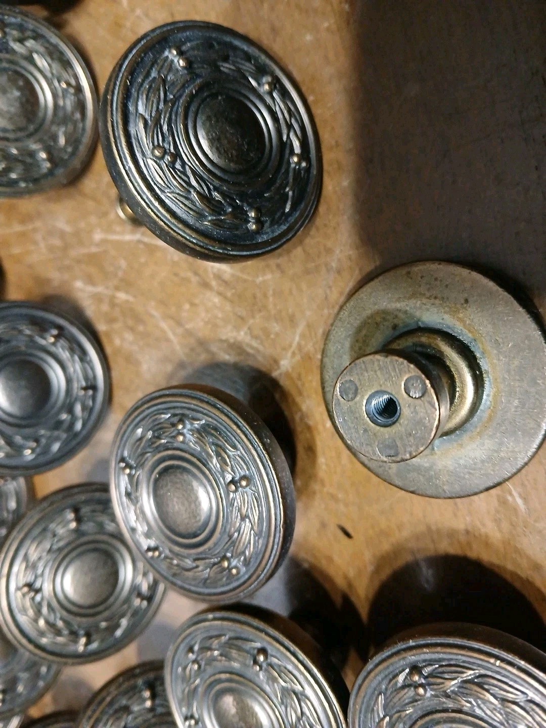 Set Of 38 Vintage Brass Drawer Pulls Hollywood Regency MCM Ornate Cabinet Knobs