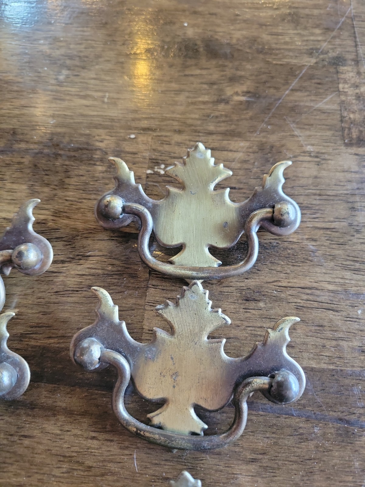 8 Vintage Old Batwing Chippendale Metal Pull Bail Drawer Handles Brass Bronze M