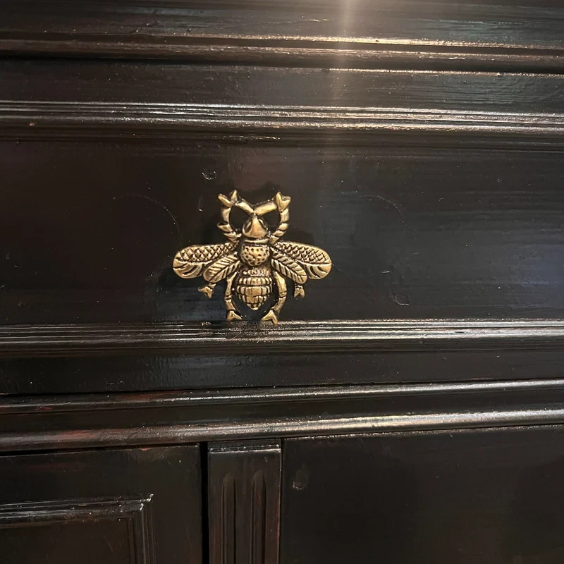 2 Antique-Gold Metal Drawer Pulls Handles Bee Vintage-Brass Cabinet Door Knobs