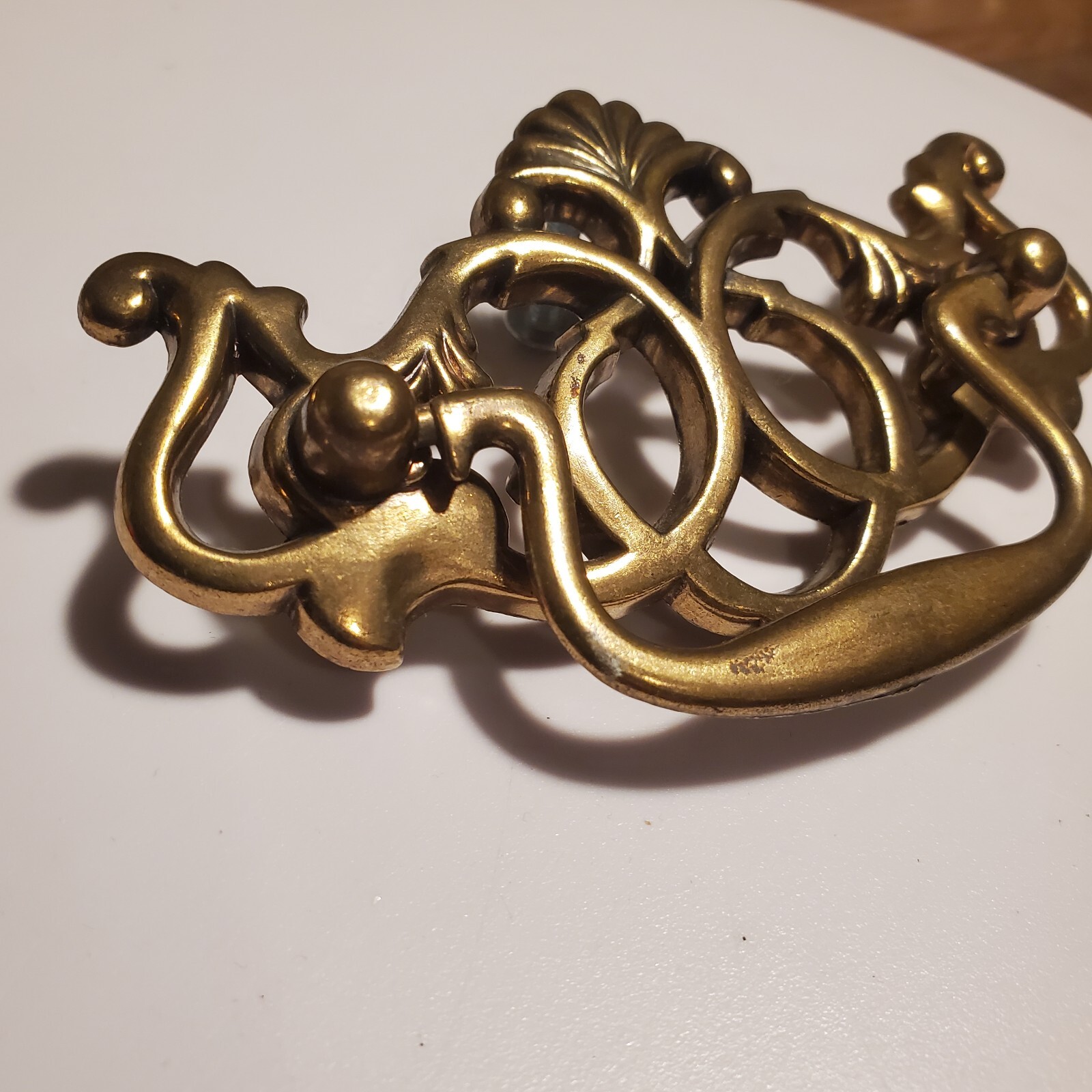 Vintage Brass Batwing Chippendale Metal Drop Bail Pull Drawer Dresser Hardware.