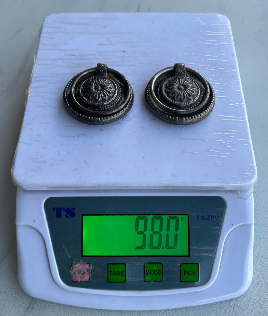 Vintage Round Old-Style Iron Cabinet Drawer Door Ornate Knob Handle Pull 2pcs