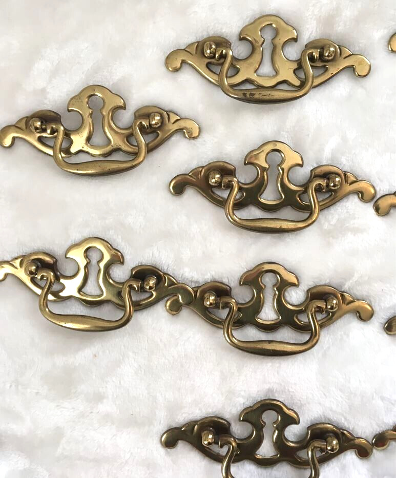 Lot of 10 Vintage Metal Faux Keyhole Drawer Pulls Dresser Drawers With Screws