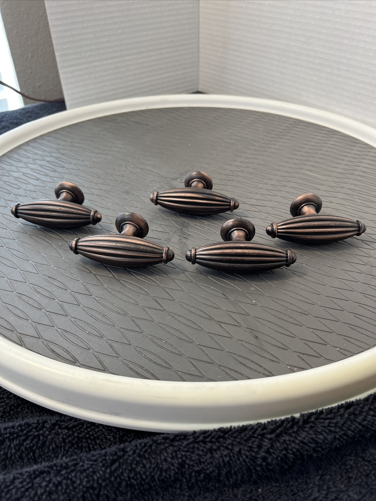 Metal (brown Rust Color) Furniture Knobs Pulls 3” Set Of 5