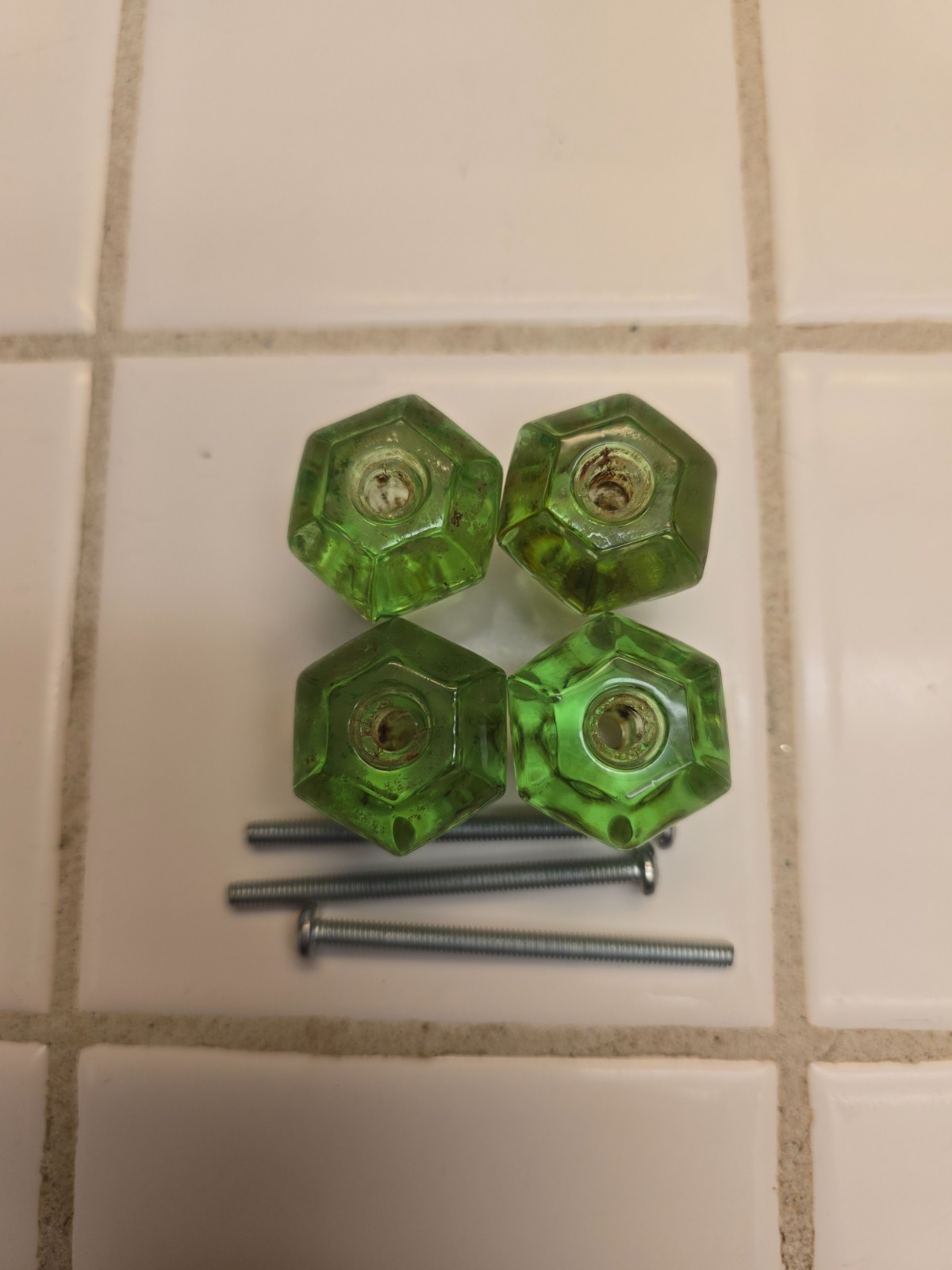 SET OF 4 ANTIQUE GREEN DEPRESSION GLASS KNOBS CABINET DRAWER KNOBS 1″