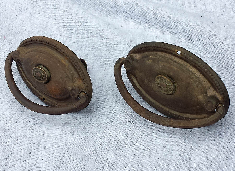 Pair Antique Vintage Metal Drawer Cabinet Furniture Door Drop Pull Handle Plate